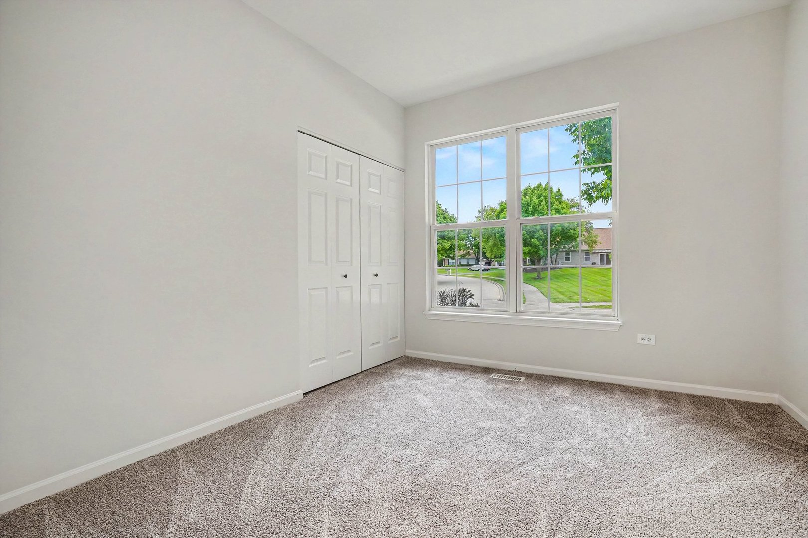 21400 W Juniper Lane, Plainfield, IL 60544