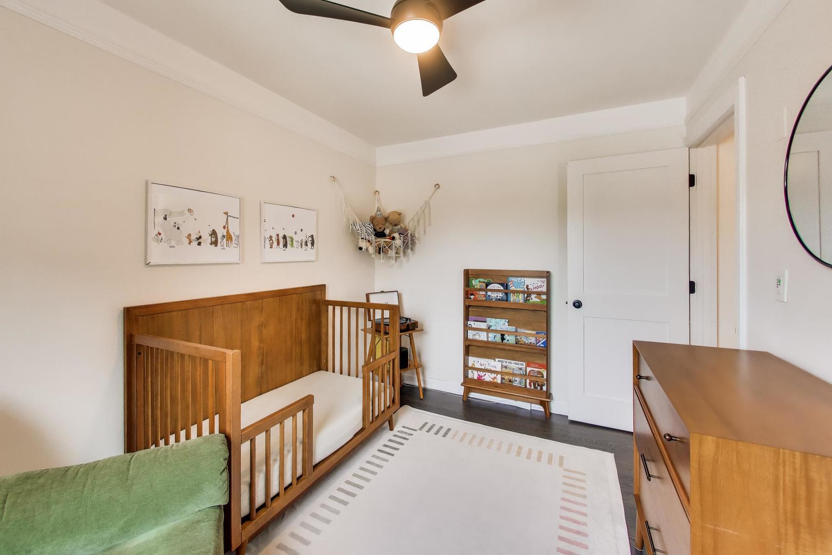 7530 W Devon Avenue, Chicago, IL 60631