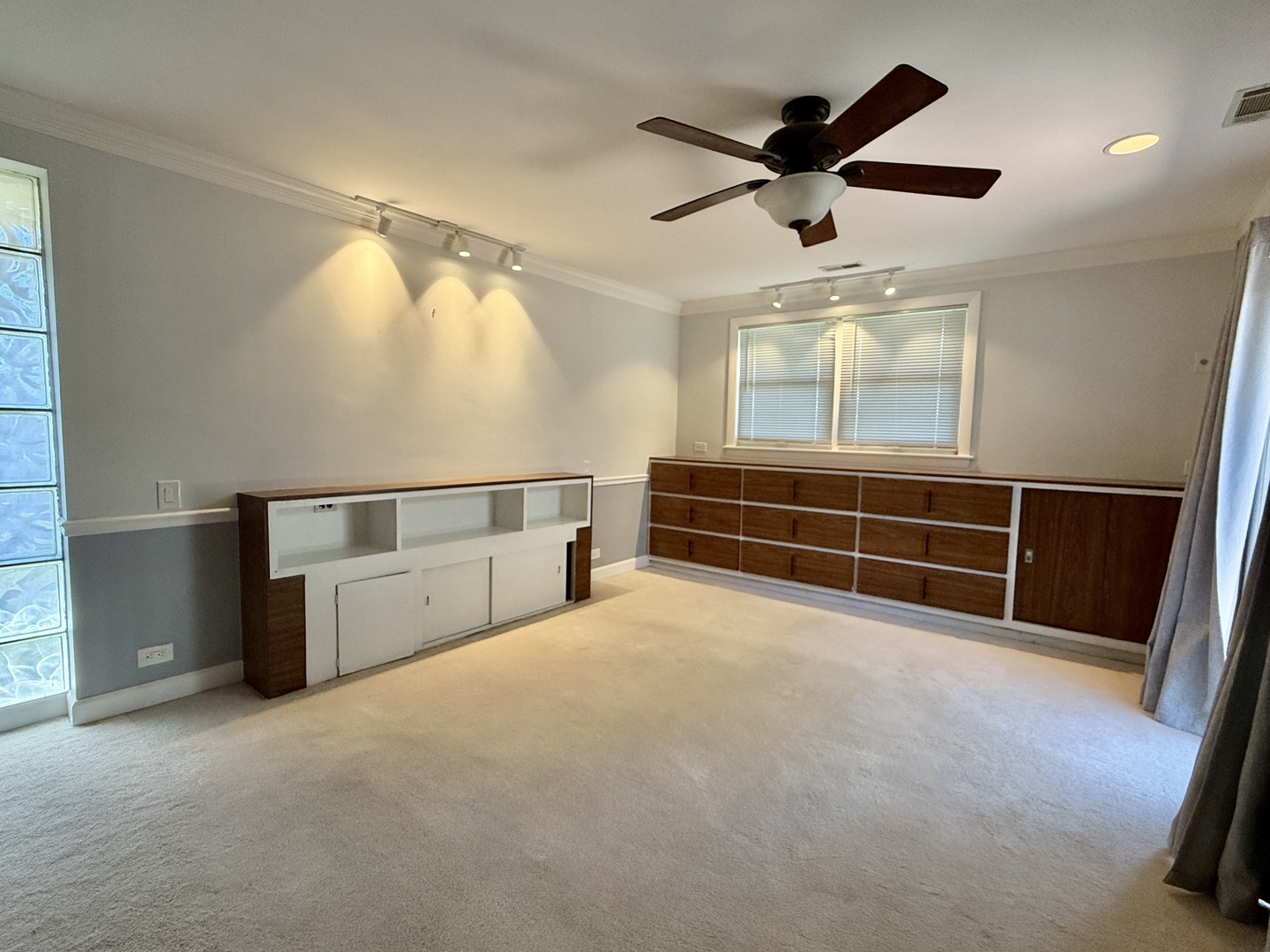 4138 Custer Avenue, Brookfield, IL 60513
