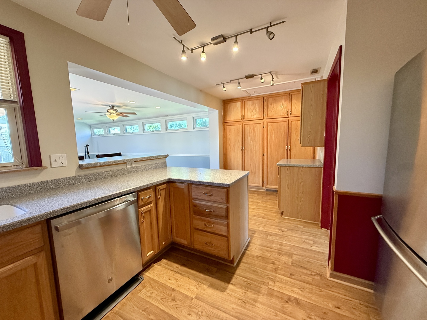 4138 Custer Avenue, Brookfield, IL 60513