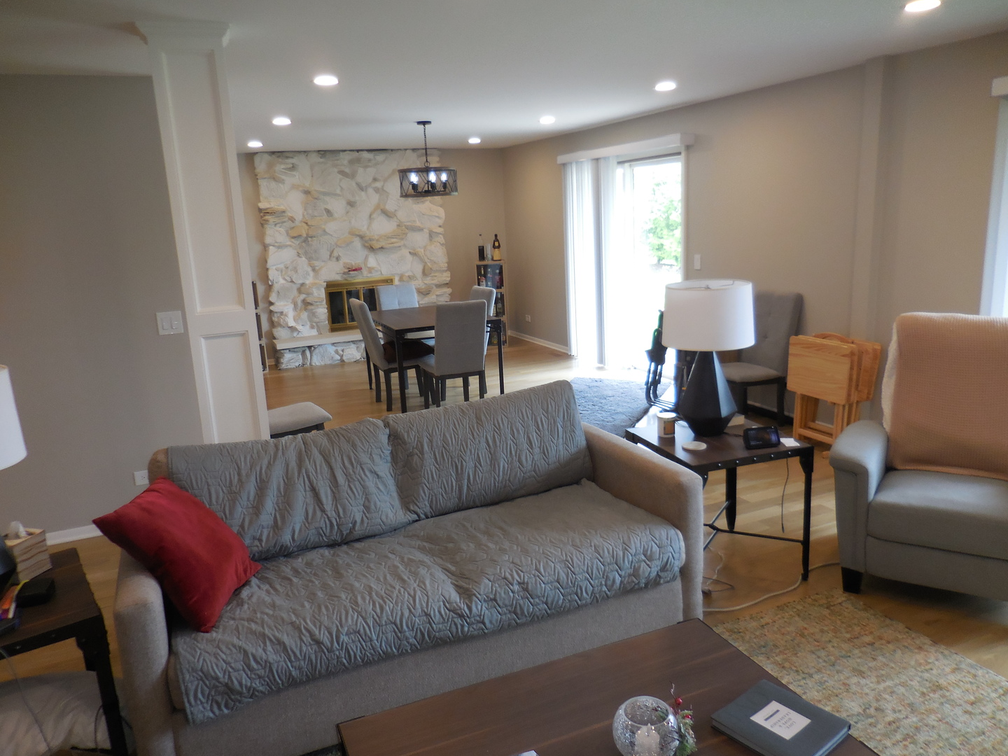 2653 N Bradford Drive, Arlington Heights, IL 60004