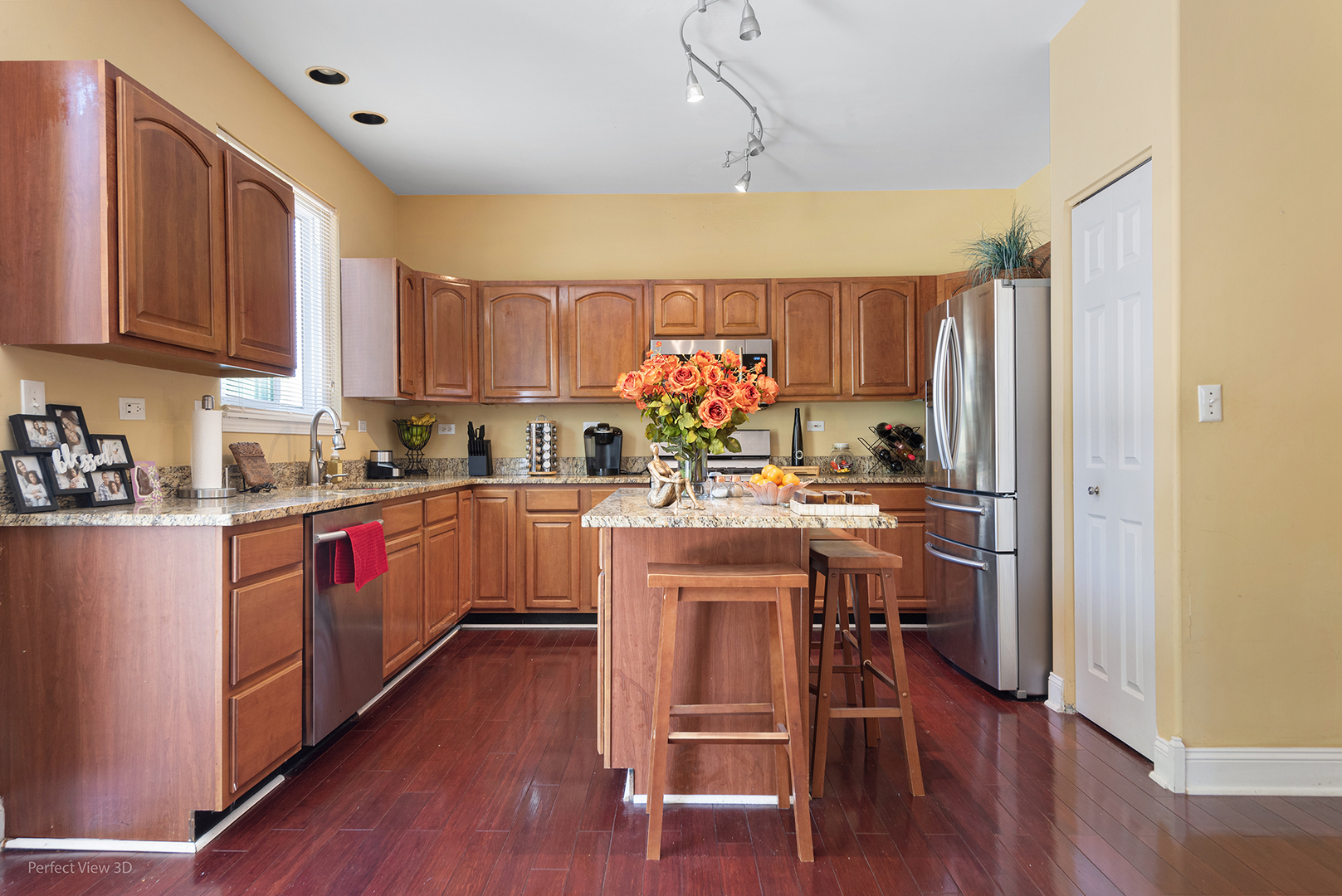1195 Masters Parkway, Aurora, IL 60506