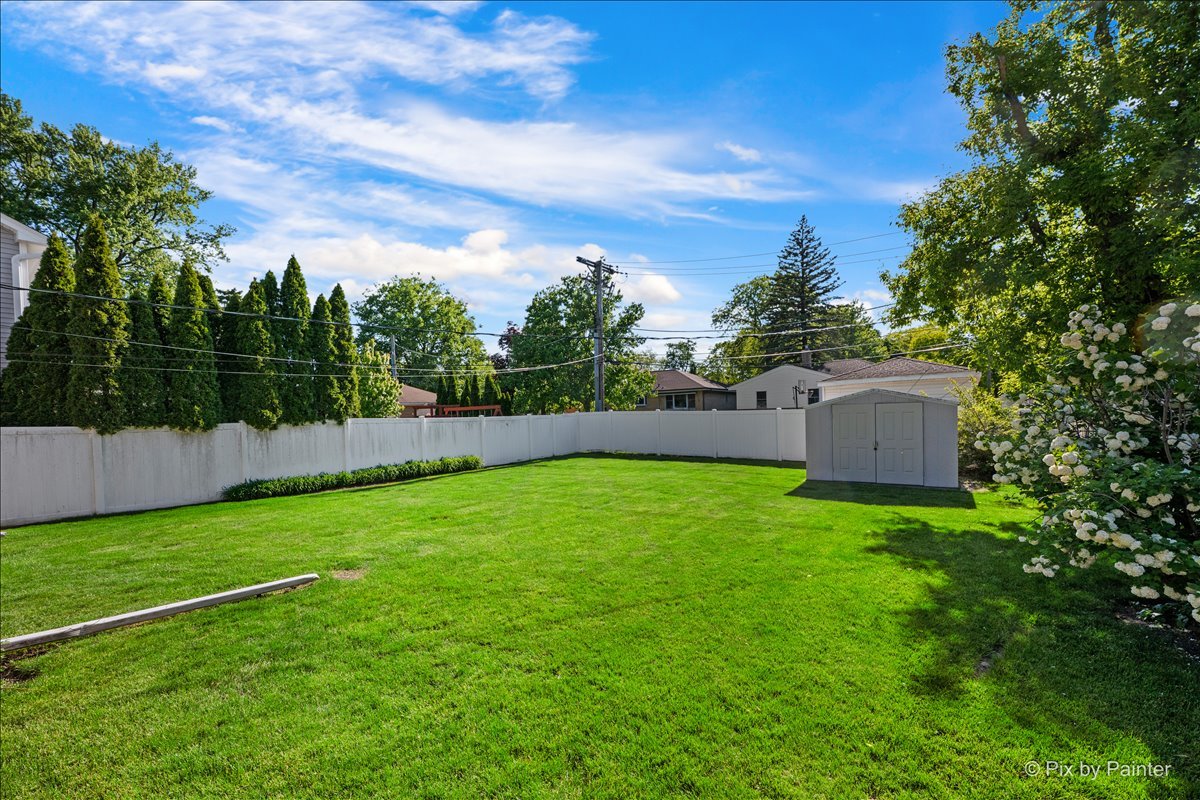 630 S Grant Avenue, Villa Park, IL 60181