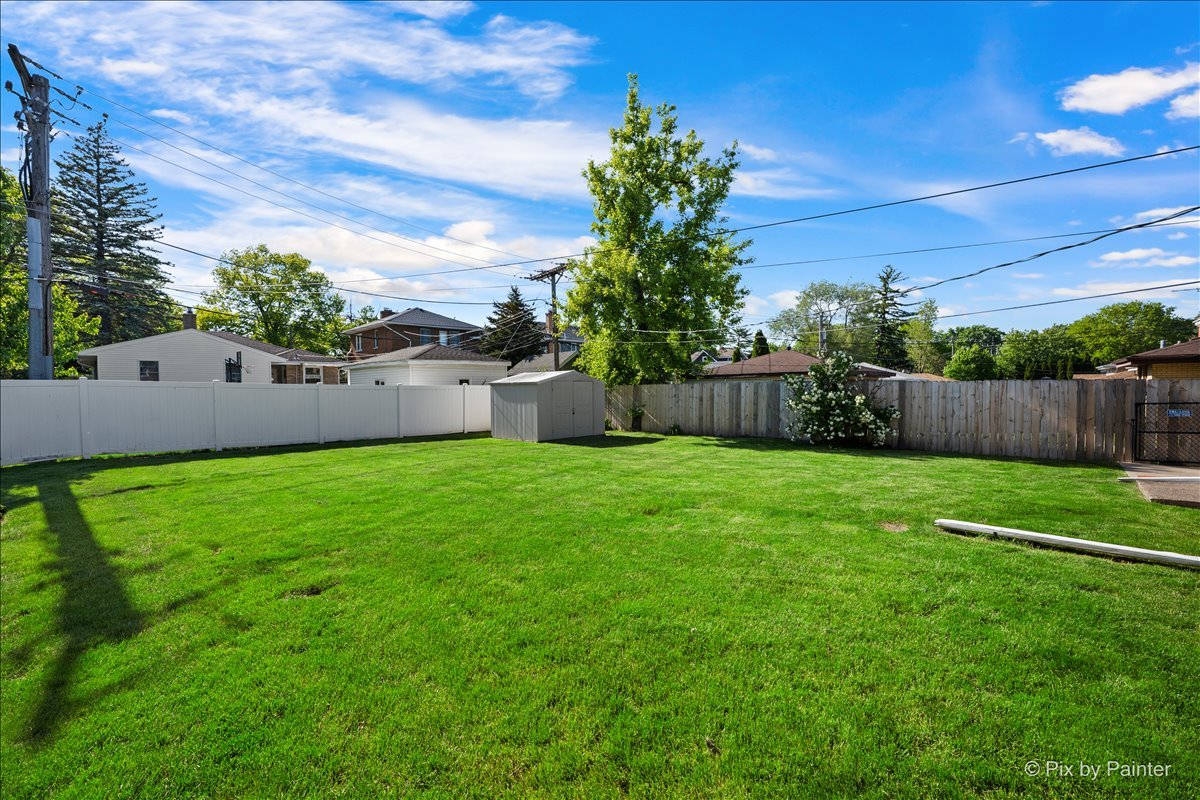 630 S Grant Avenue, Villa Park, IL 60181