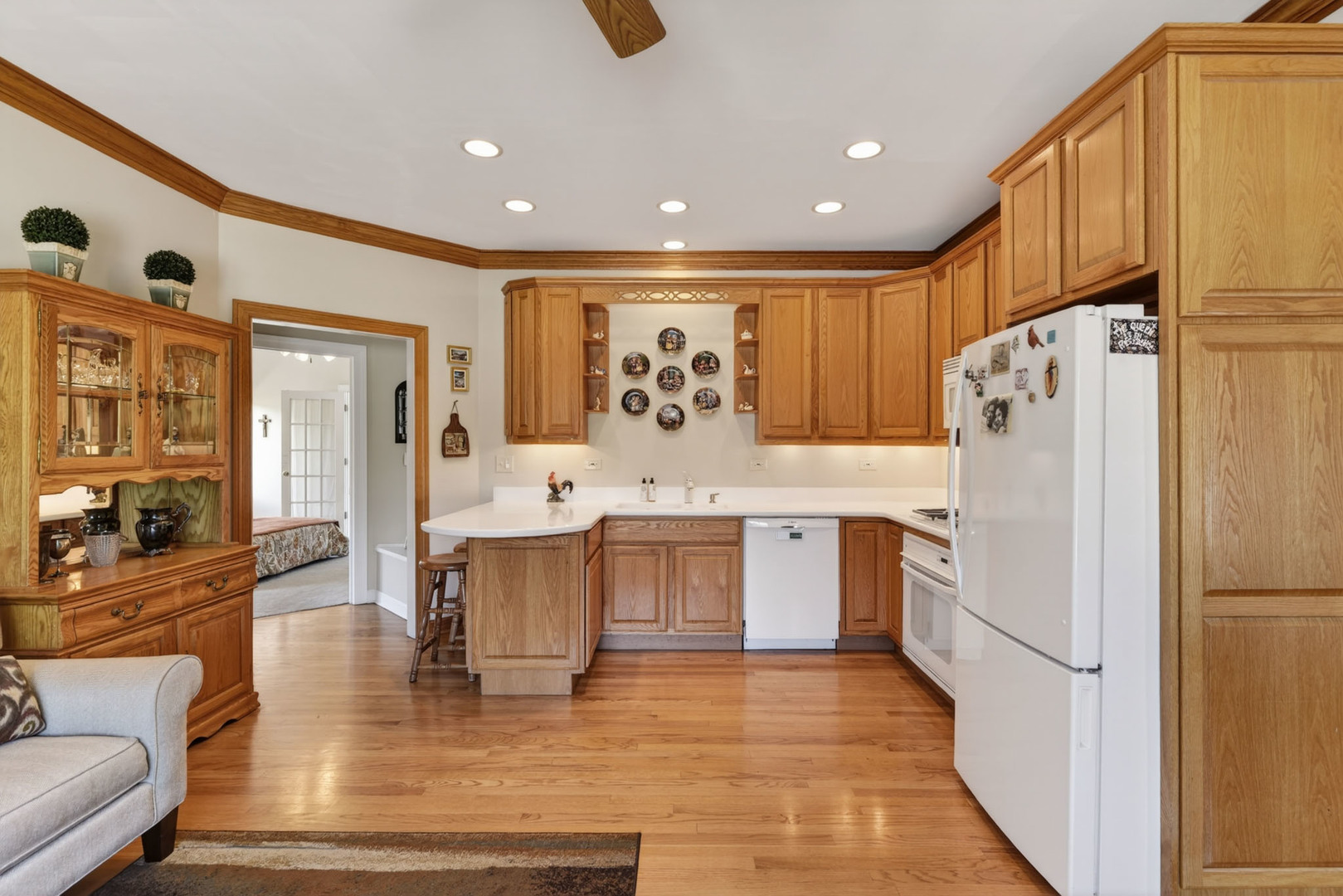 4N918 WEST WOODS Drive, St. Charles, IL 60175