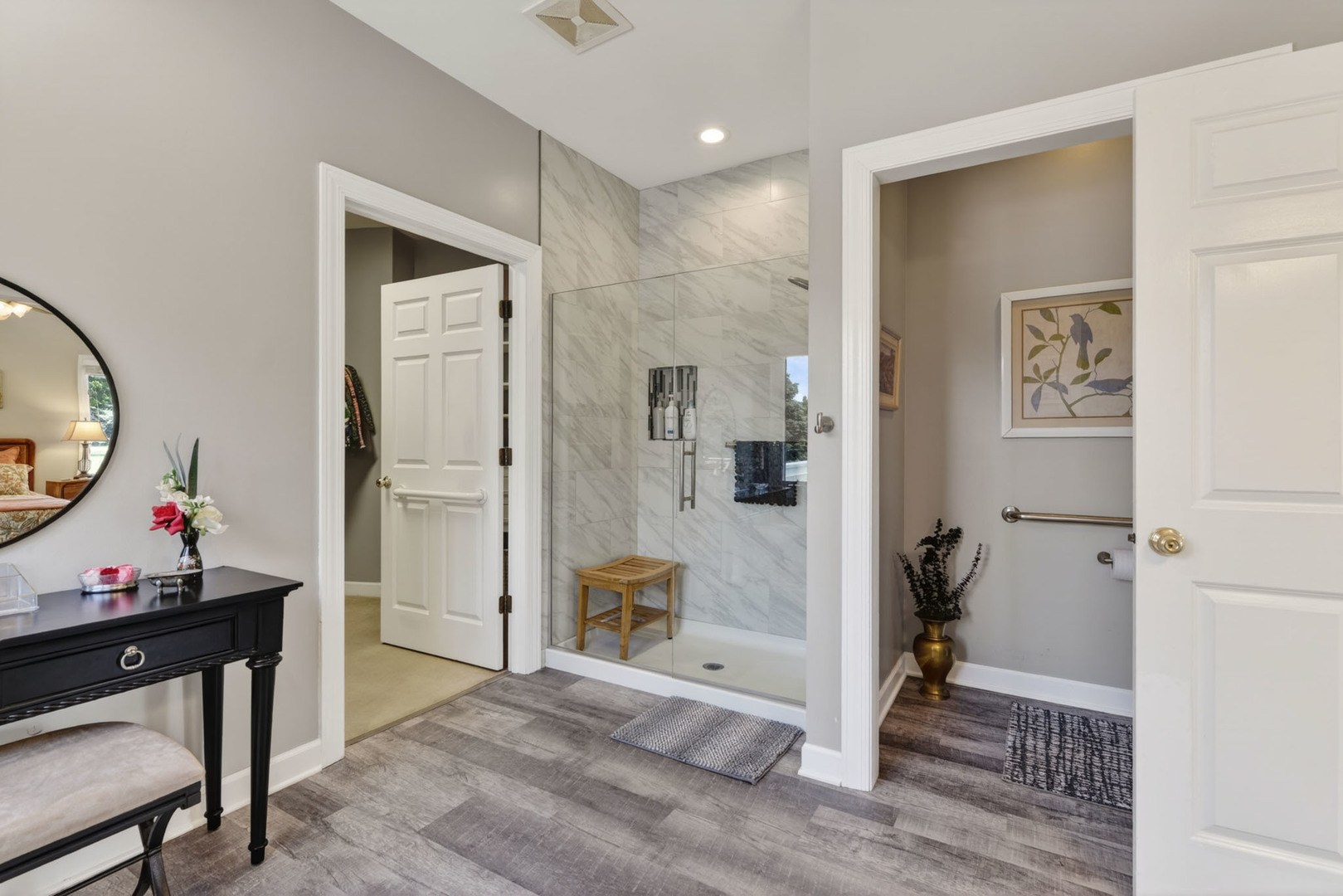 4N918 WEST WOODS Drive, St. Charles, IL 60175