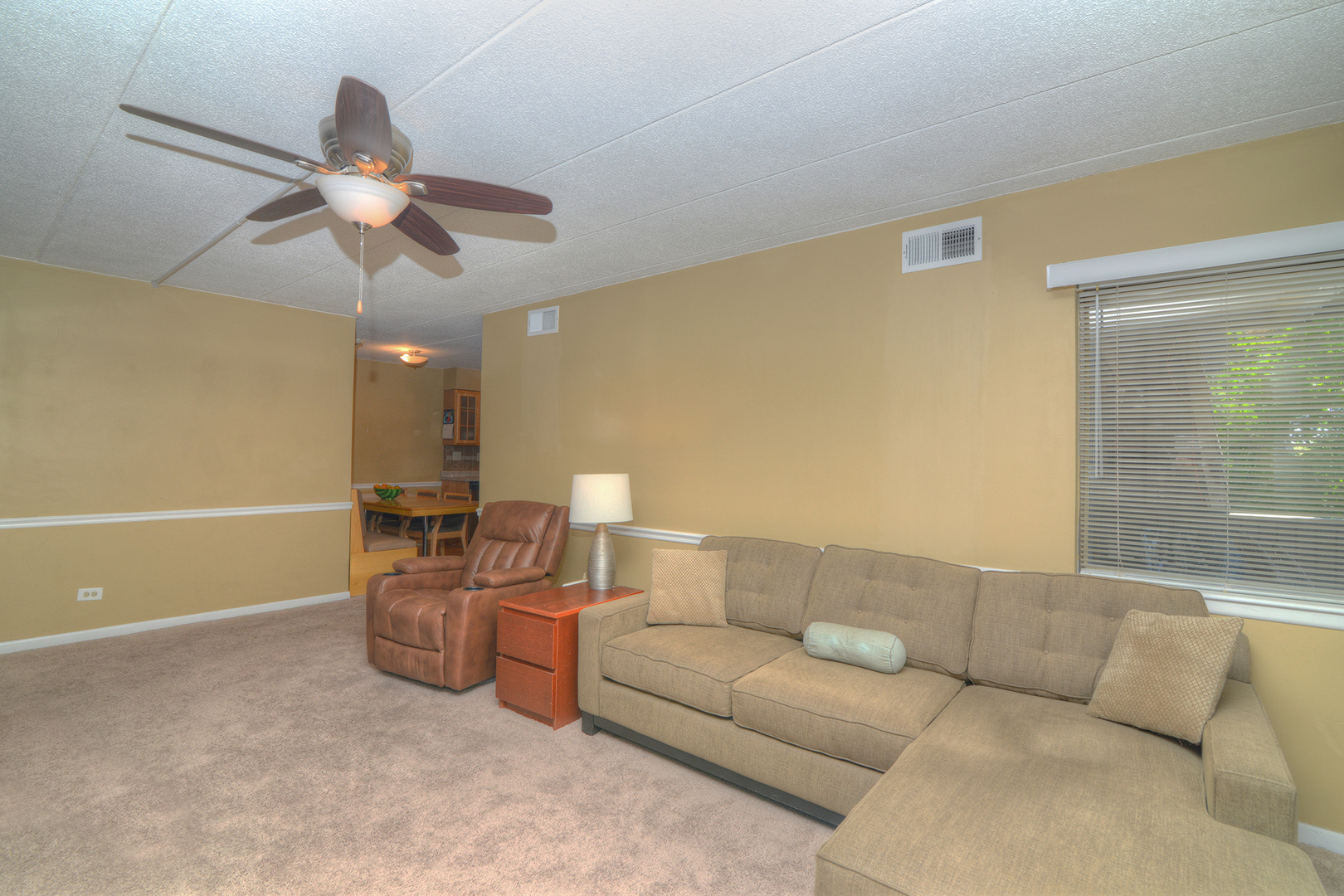 523 Timber Ridge Drive #204, Carol Stream, IL 60188
