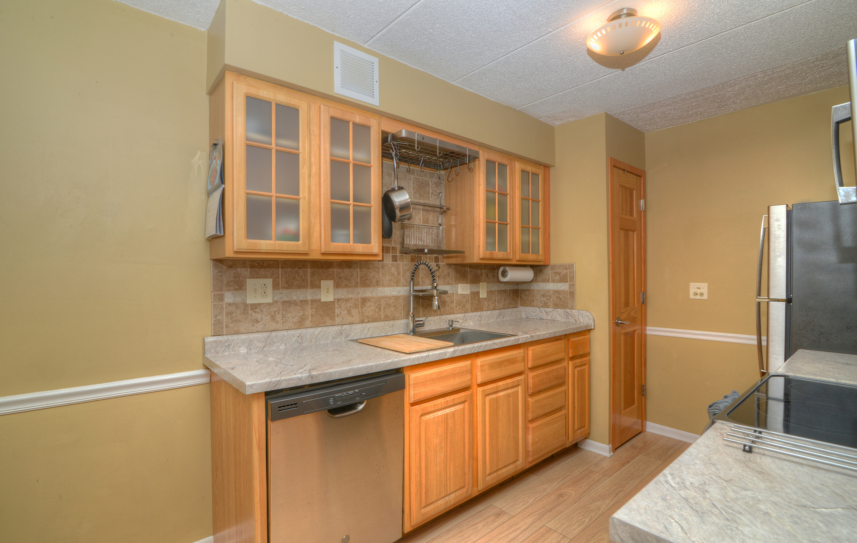 523 Timber Ridge Drive #204, Carol Stream, IL 60188