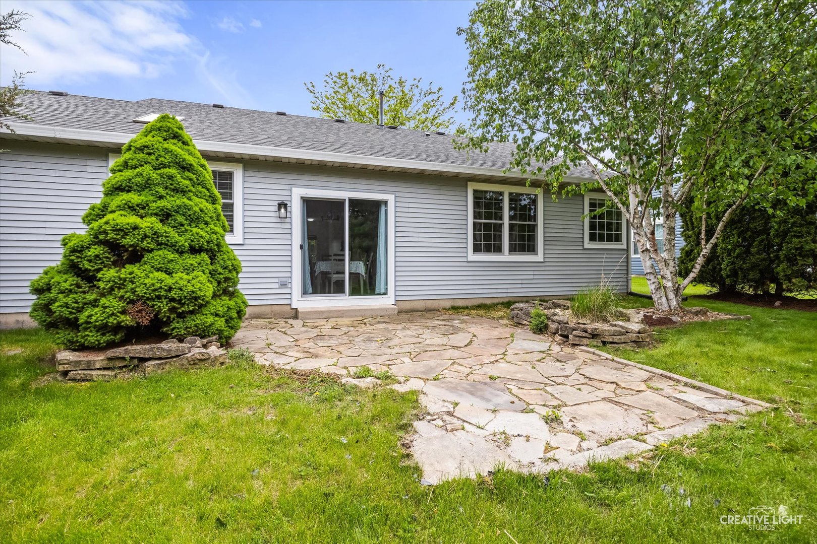427 Barnaby Drive, Oswego, IL 60543