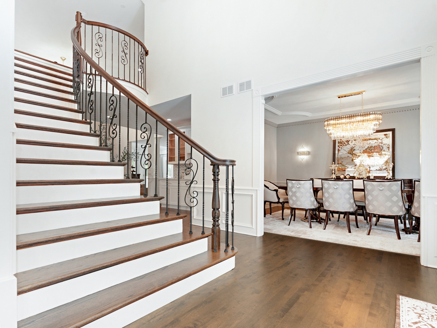 135 Settlers Drive, Naperville, IL 60565