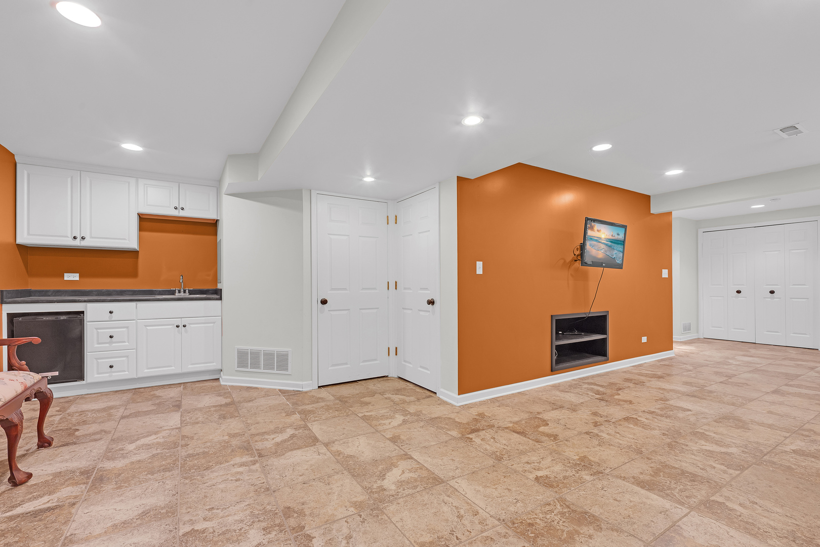2324 Tracy Lane, Algonquin, IL 60102