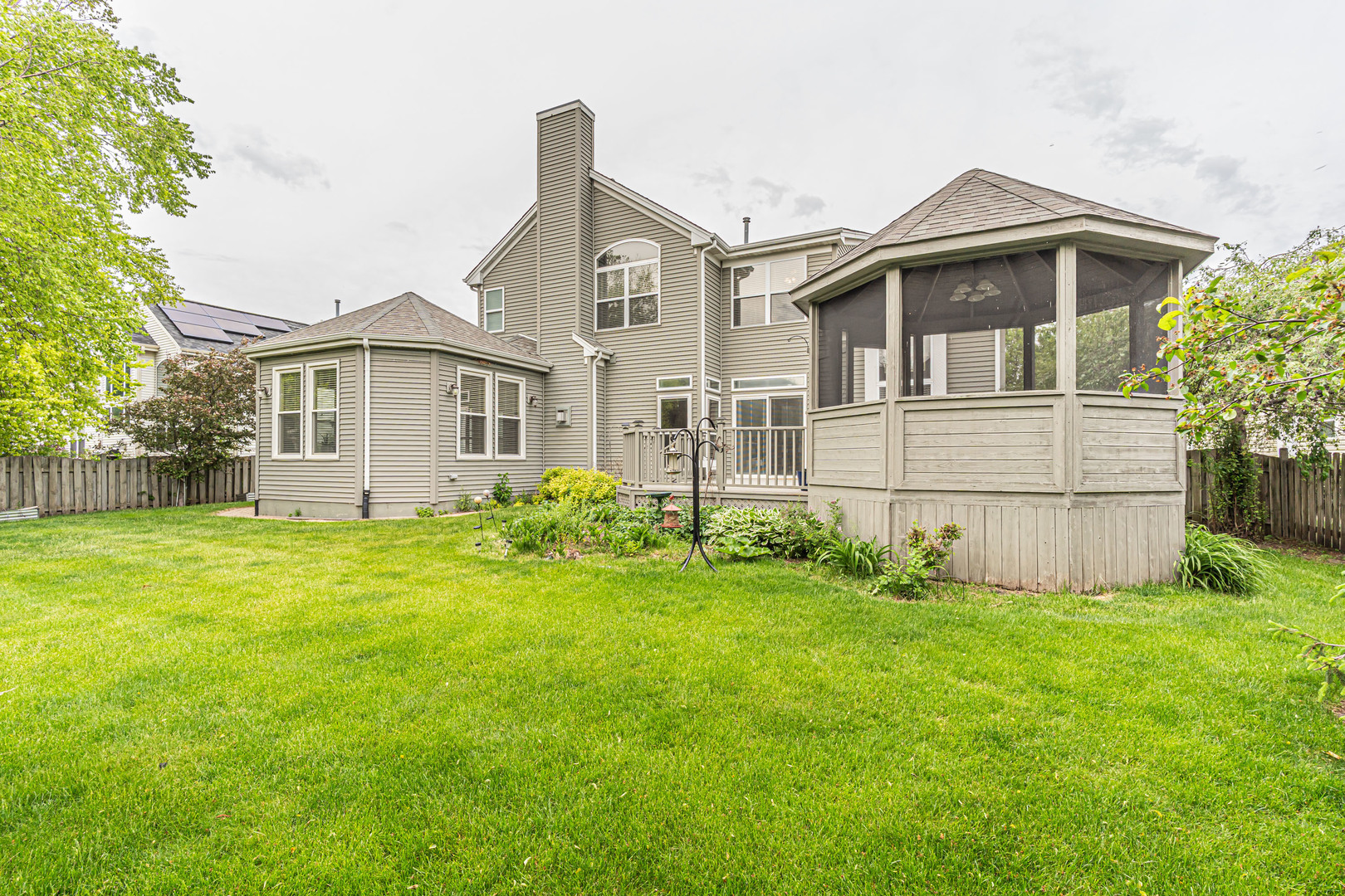 2324 Tracy Lane, Algonquin, IL 60102