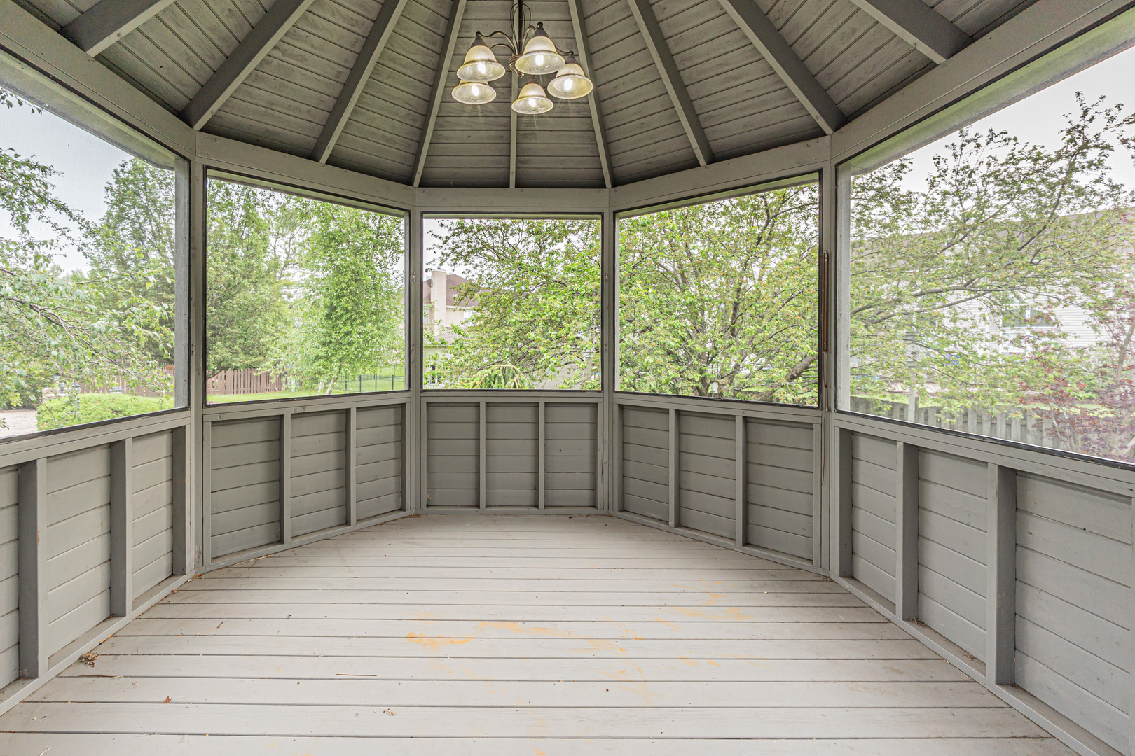 2324 Tracy Lane, Algonquin, IL 60102