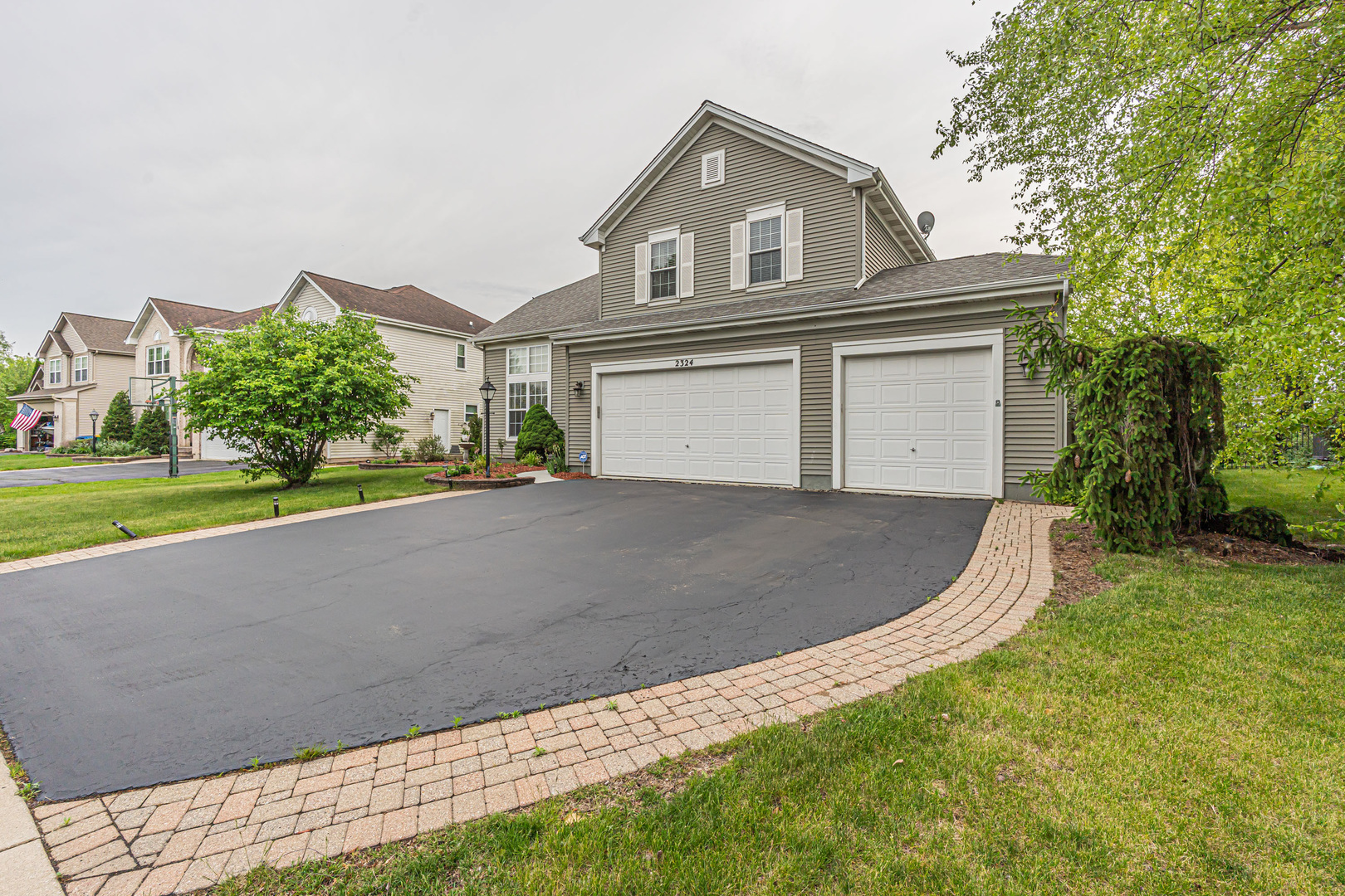 2324 Tracy Lane, Algonquin, IL 60102