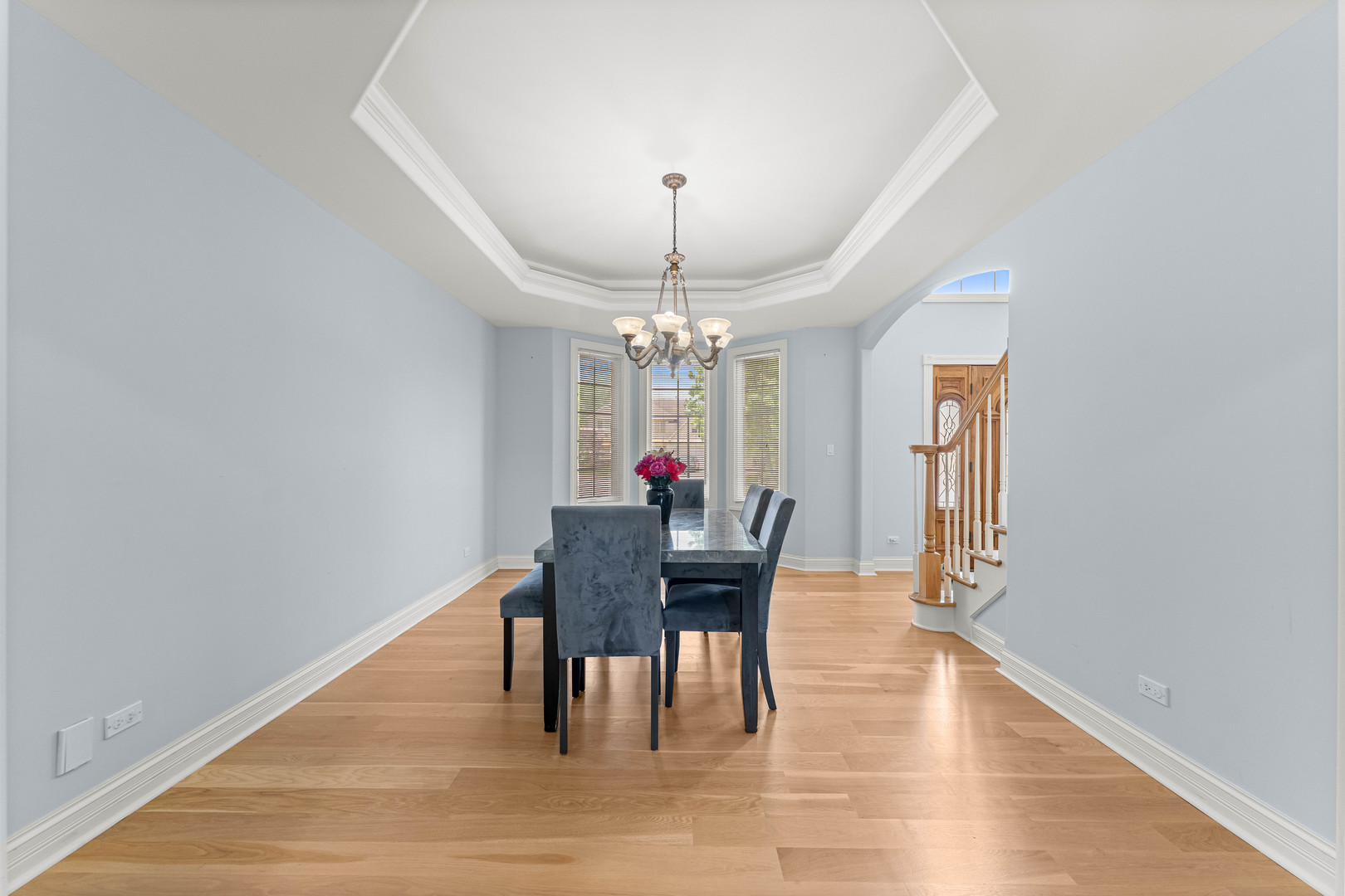 281 N Forest Drive, Addison, IL 60101