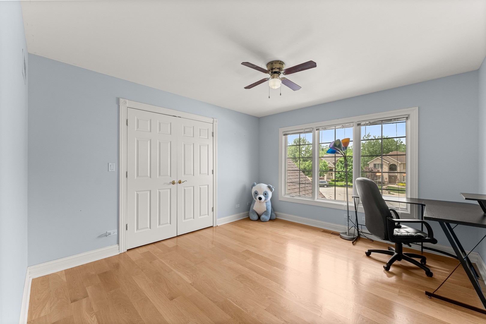 281 N Forest Drive, Addison, IL 60101