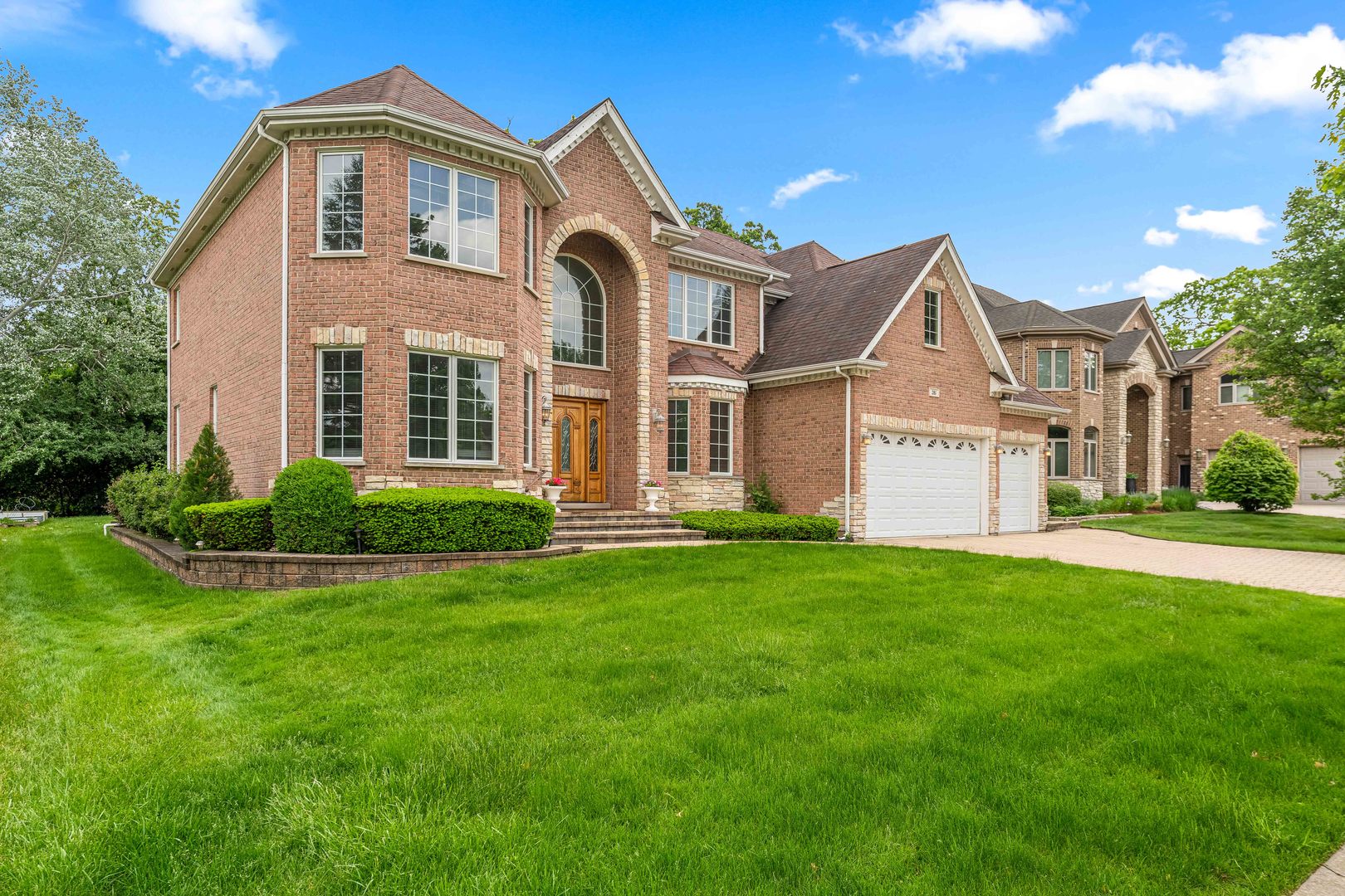 281 N Forest Drive, Addison, IL 60101