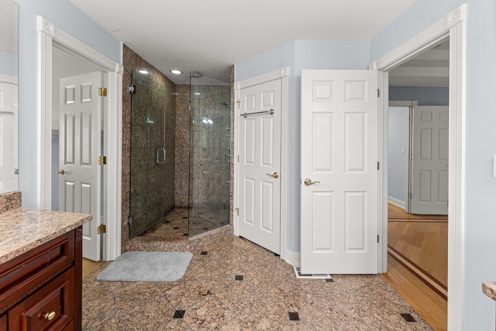281 N Forest Drive, Addison, IL 60101