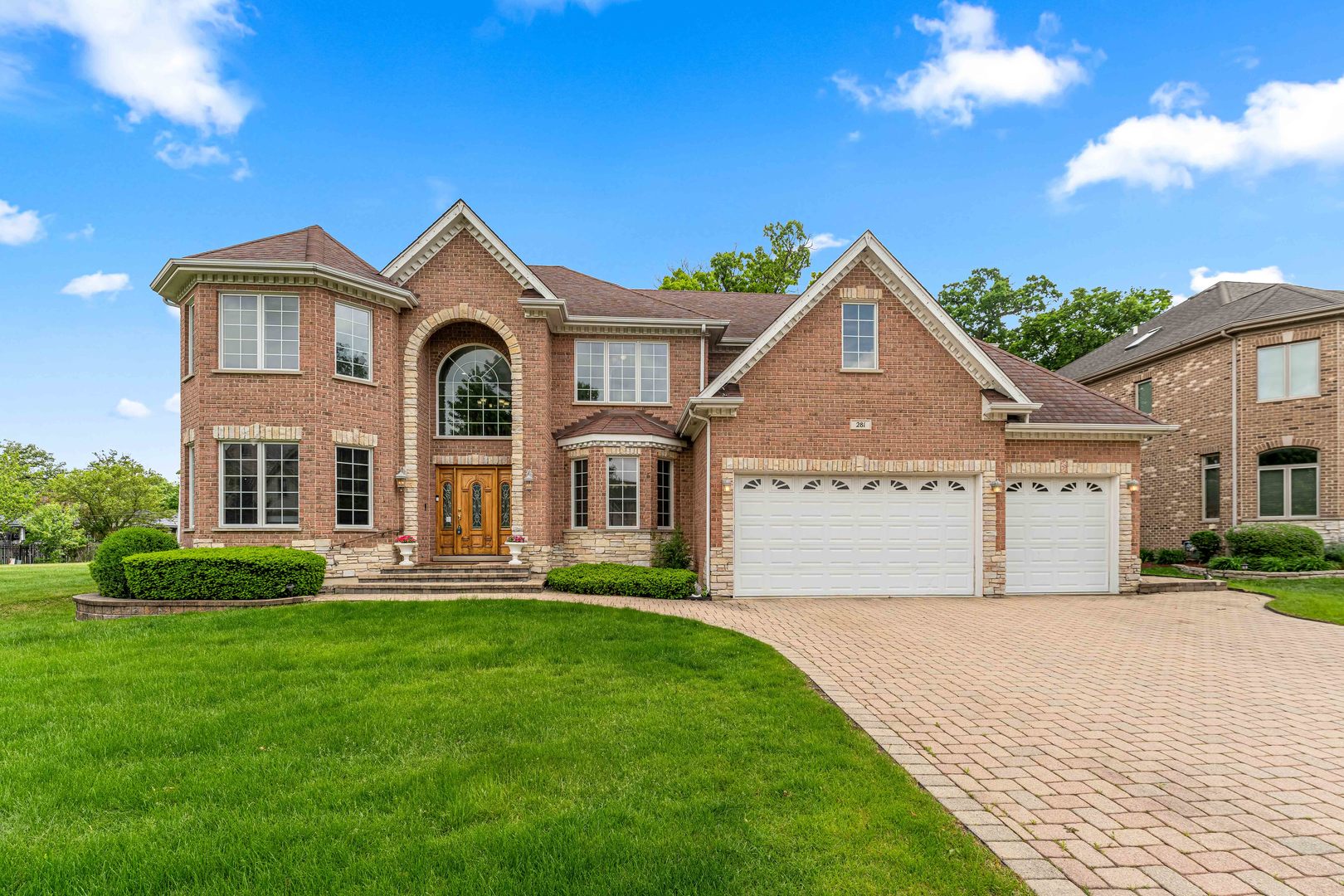 281 N Forest Drive, Addison, IL 60101