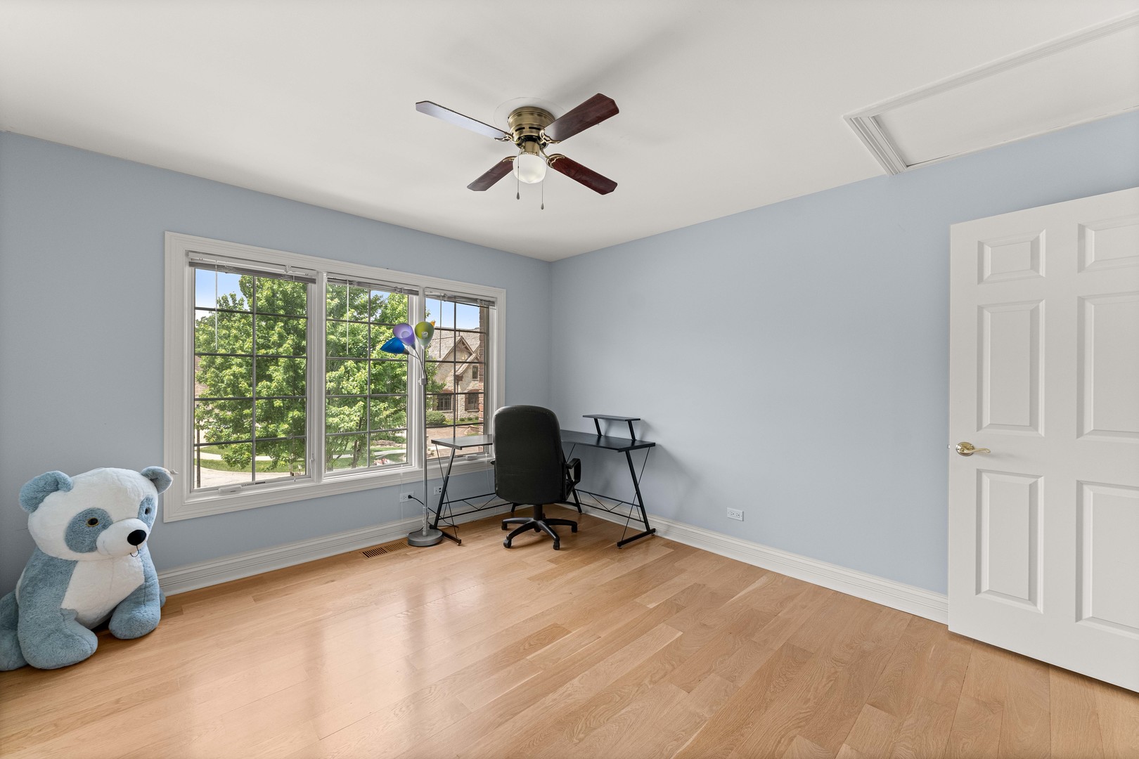 281 N Forest Drive, Addison, IL 60101