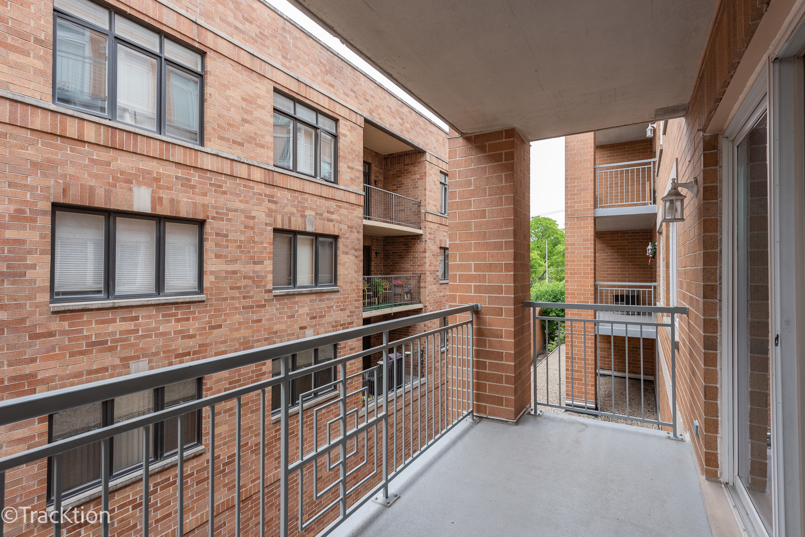 1 S Lincoln Avenue #208, Lombard, IL 60148