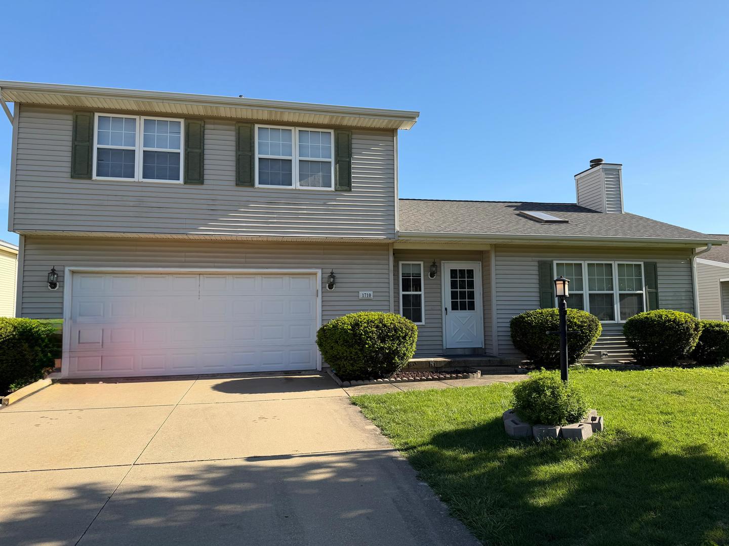 1710 Bonnie Blair Drive, Champaign, IL 61822