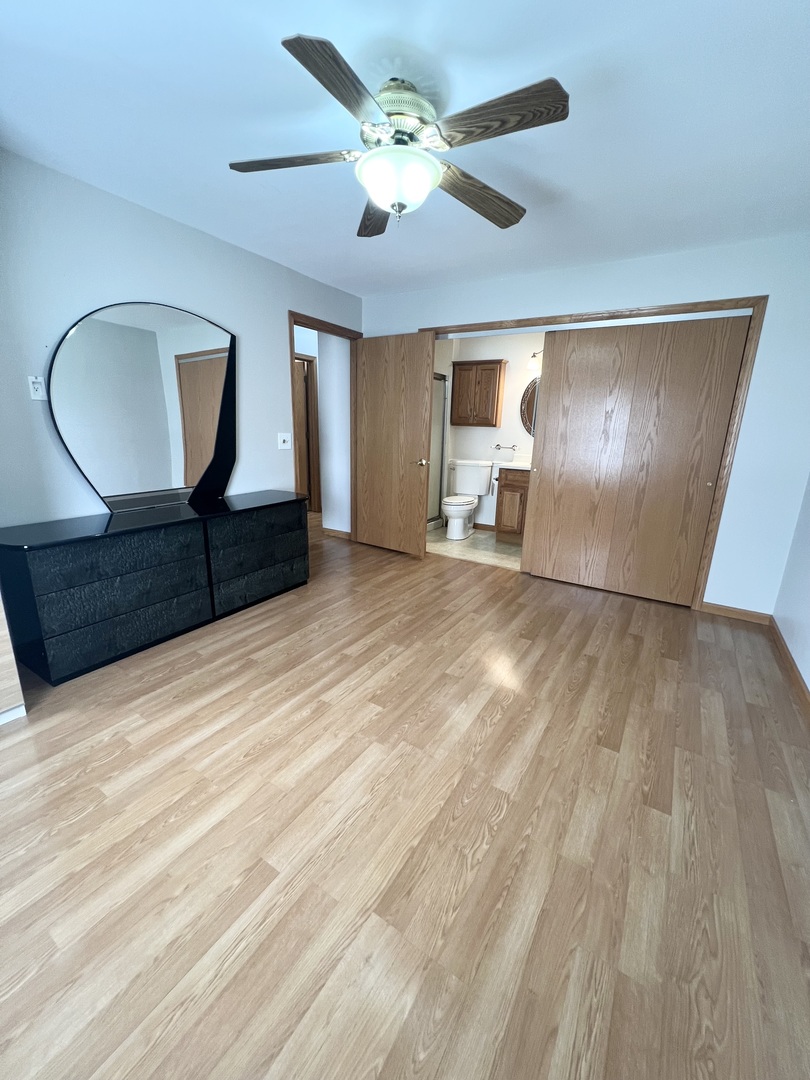 1106 Wildberry Court #B1, Wheeling, IL 60090