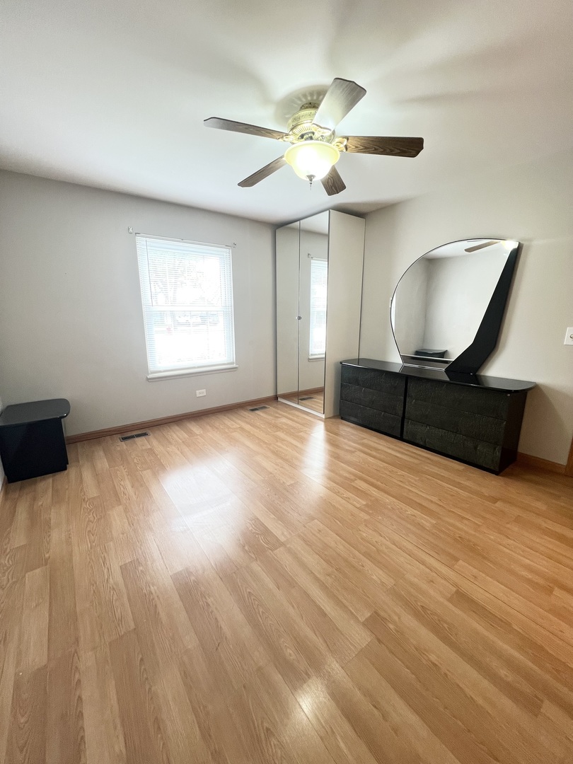 1106 Wildberry Court #B1, Wheeling, IL 60090