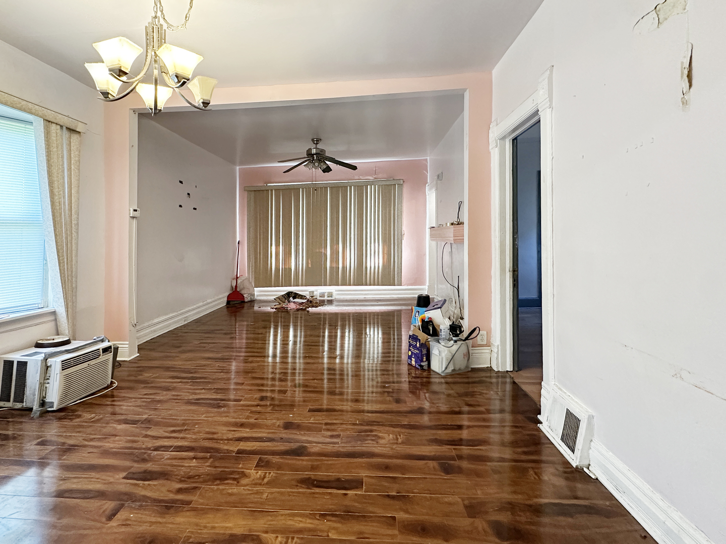 5149 S Carpenter Street, Chicago, IL 60609