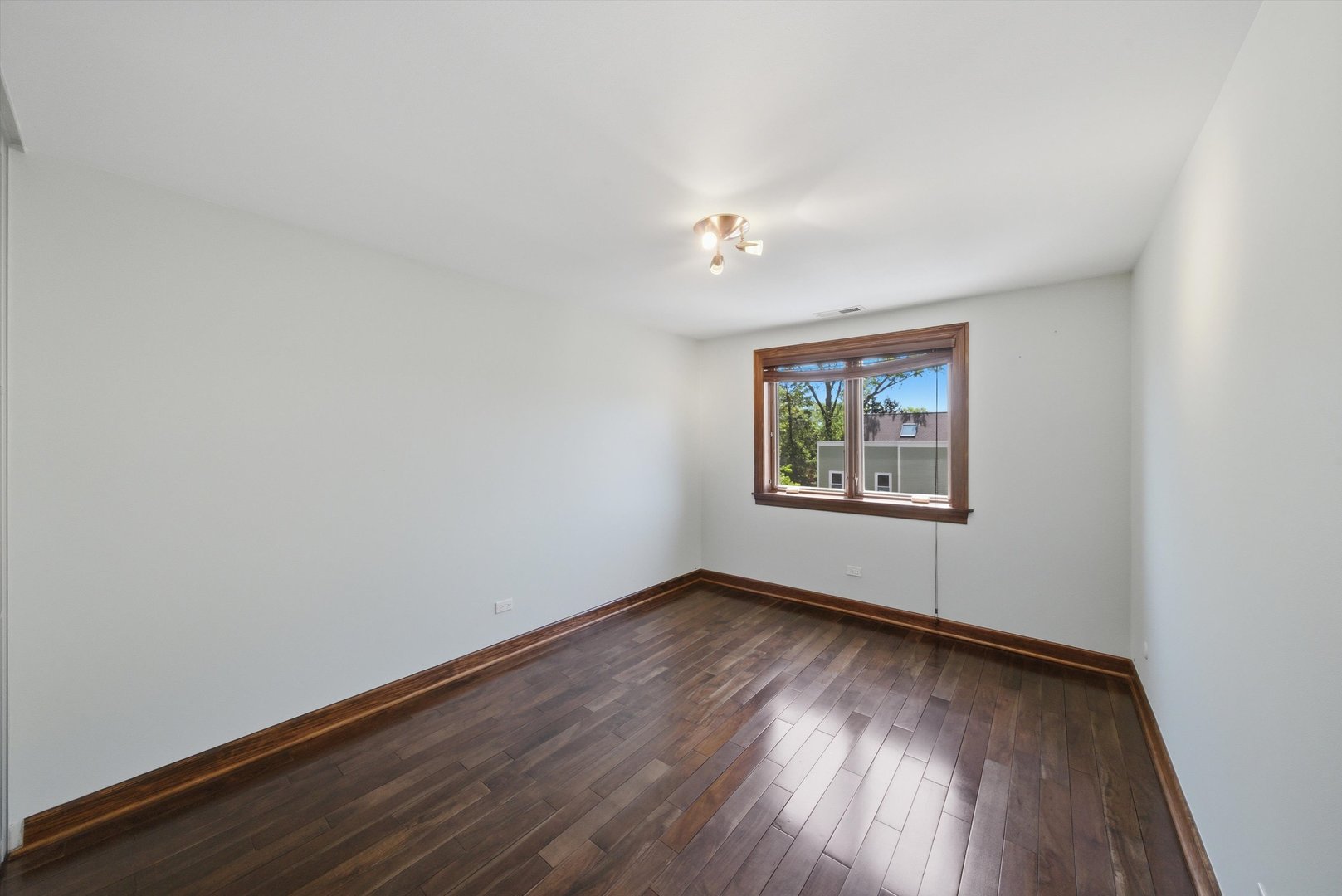 2218 N Newland Avenue #401, Chicago, IL 60707