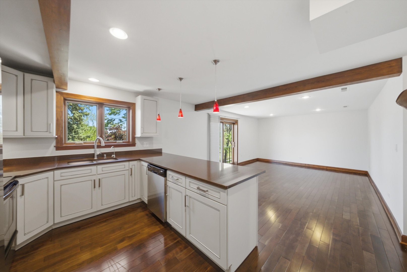 2218 N Newland Avenue #401, Chicago, IL 60707