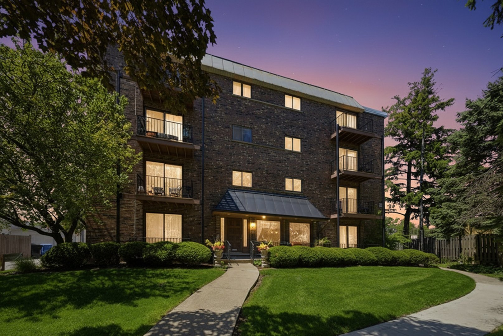 2218 N Newland Avenue #401, Chicago, IL 60707