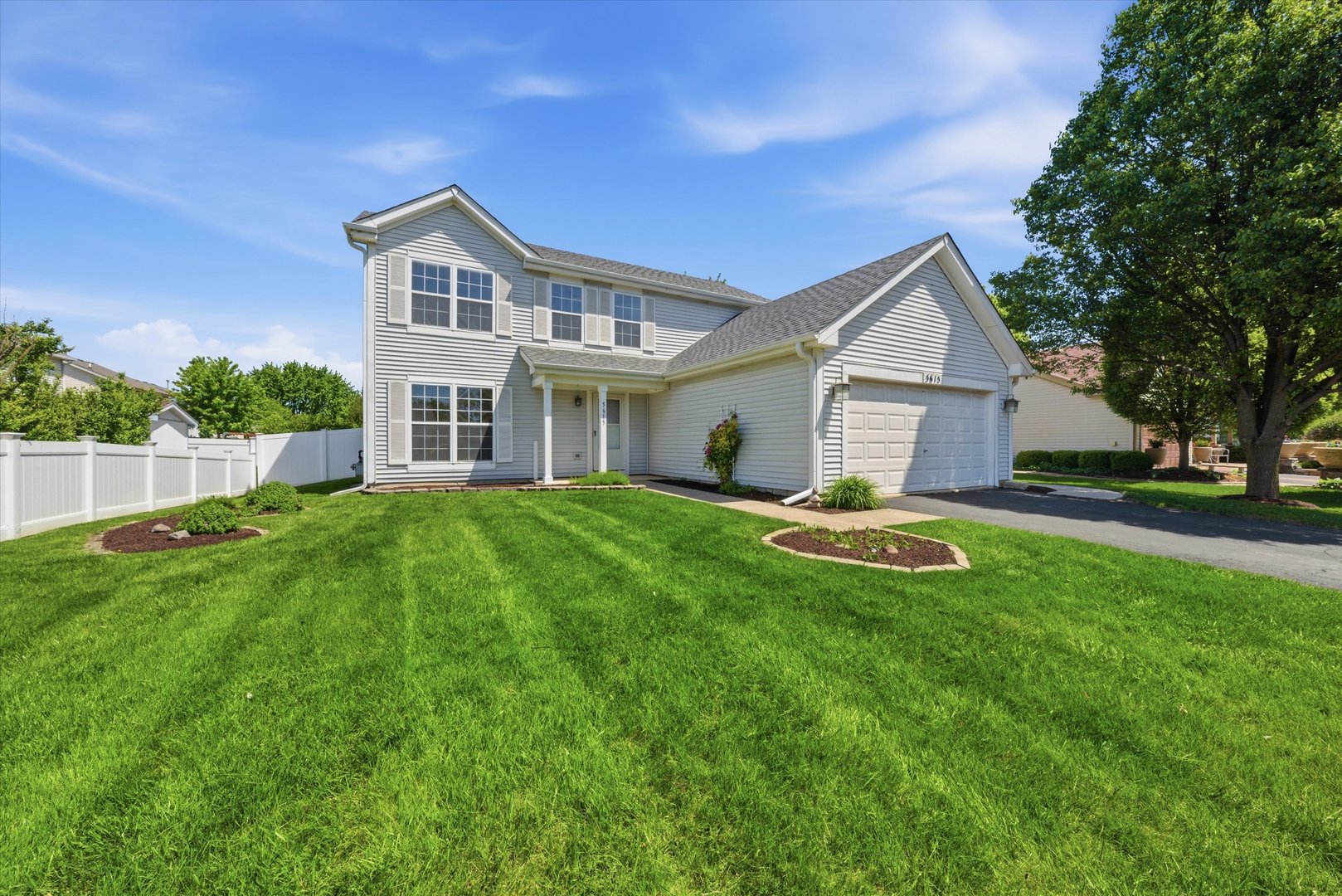 5615 Stonybrook Drive, Plainfield, IL 60586