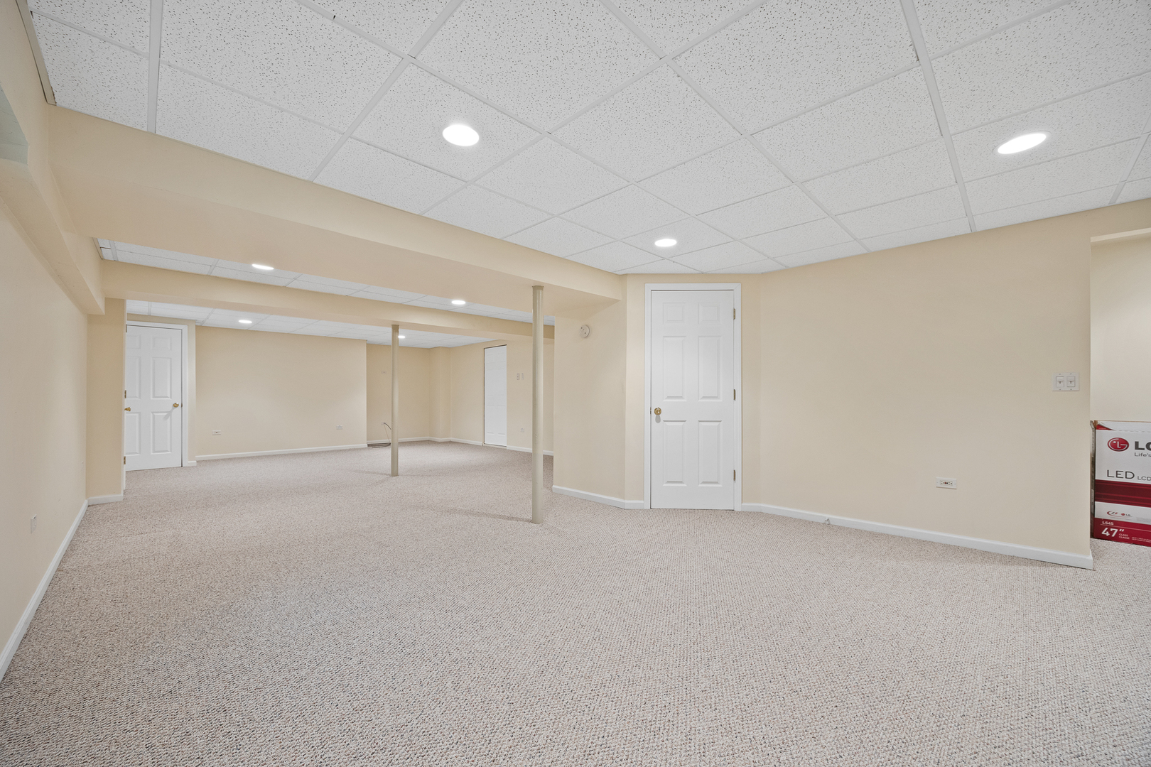 205 Woodlet Lane, Bolingbrook, IL 60490