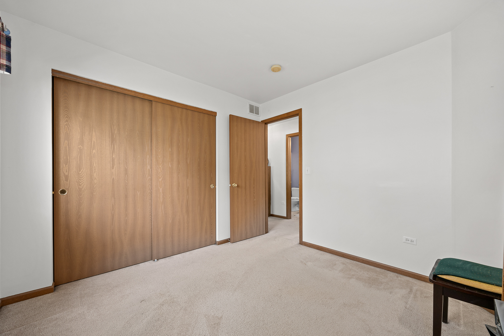 205 Woodlet Lane, Bolingbrook, IL 60490