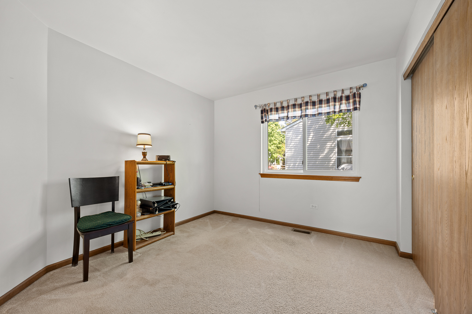 205 Woodlet Lane, Bolingbrook, IL 60490