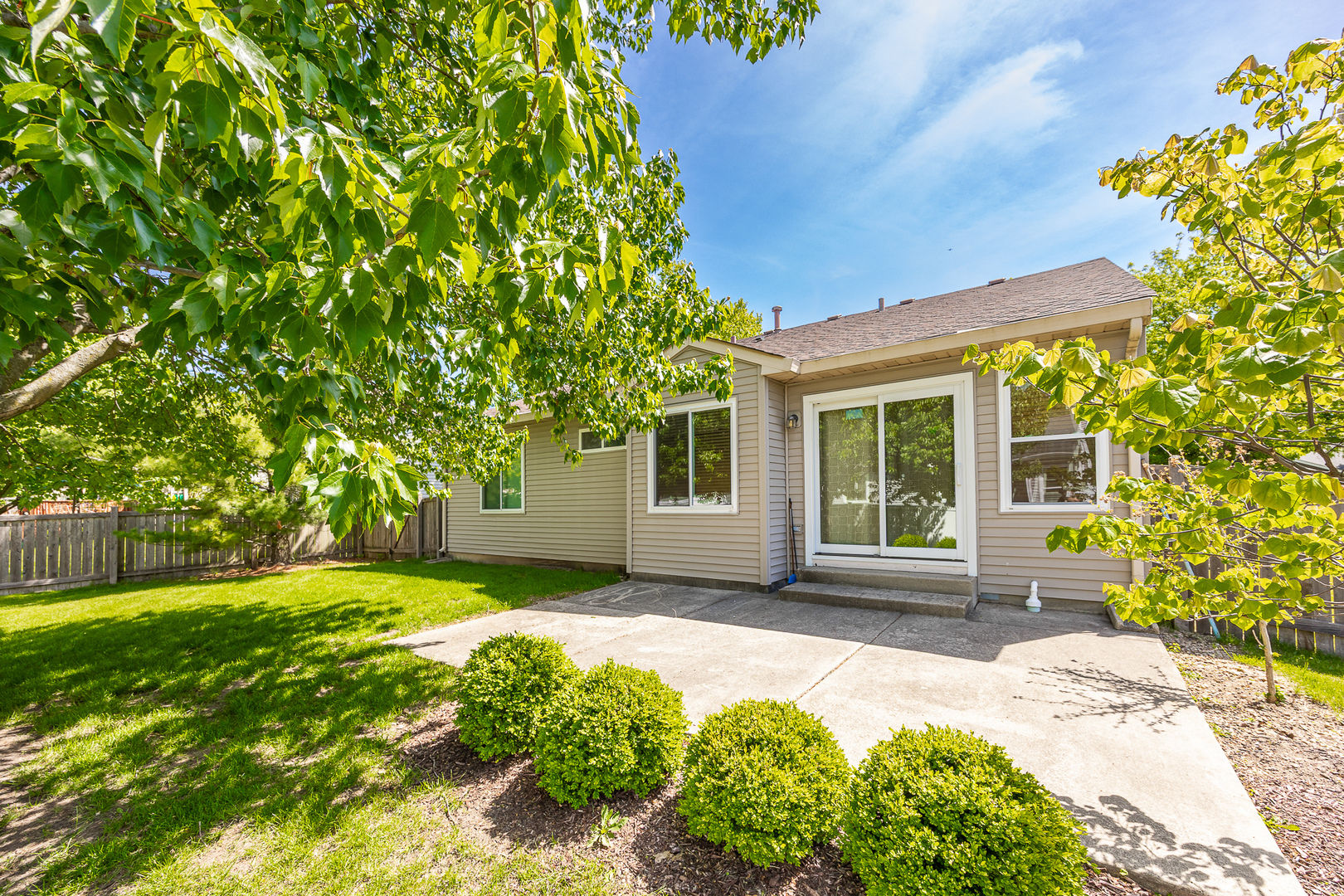 205 Woodlet Lane, Bolingbrook, IL 60490