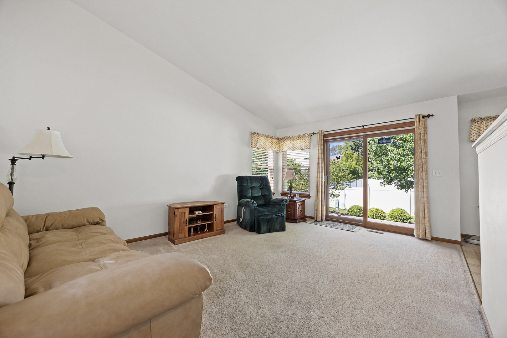 205 Woodlet Lane, Bolingbrook, IL 60490