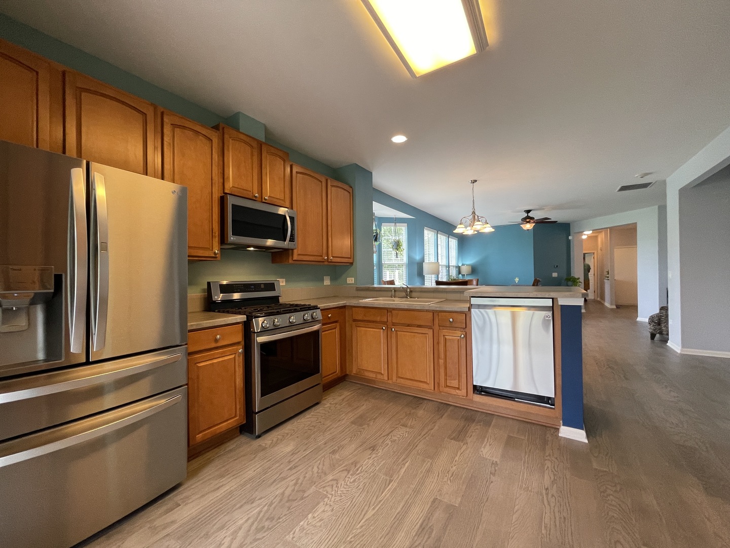 2815 NORMANDY Circle, Naperville, IL 60564