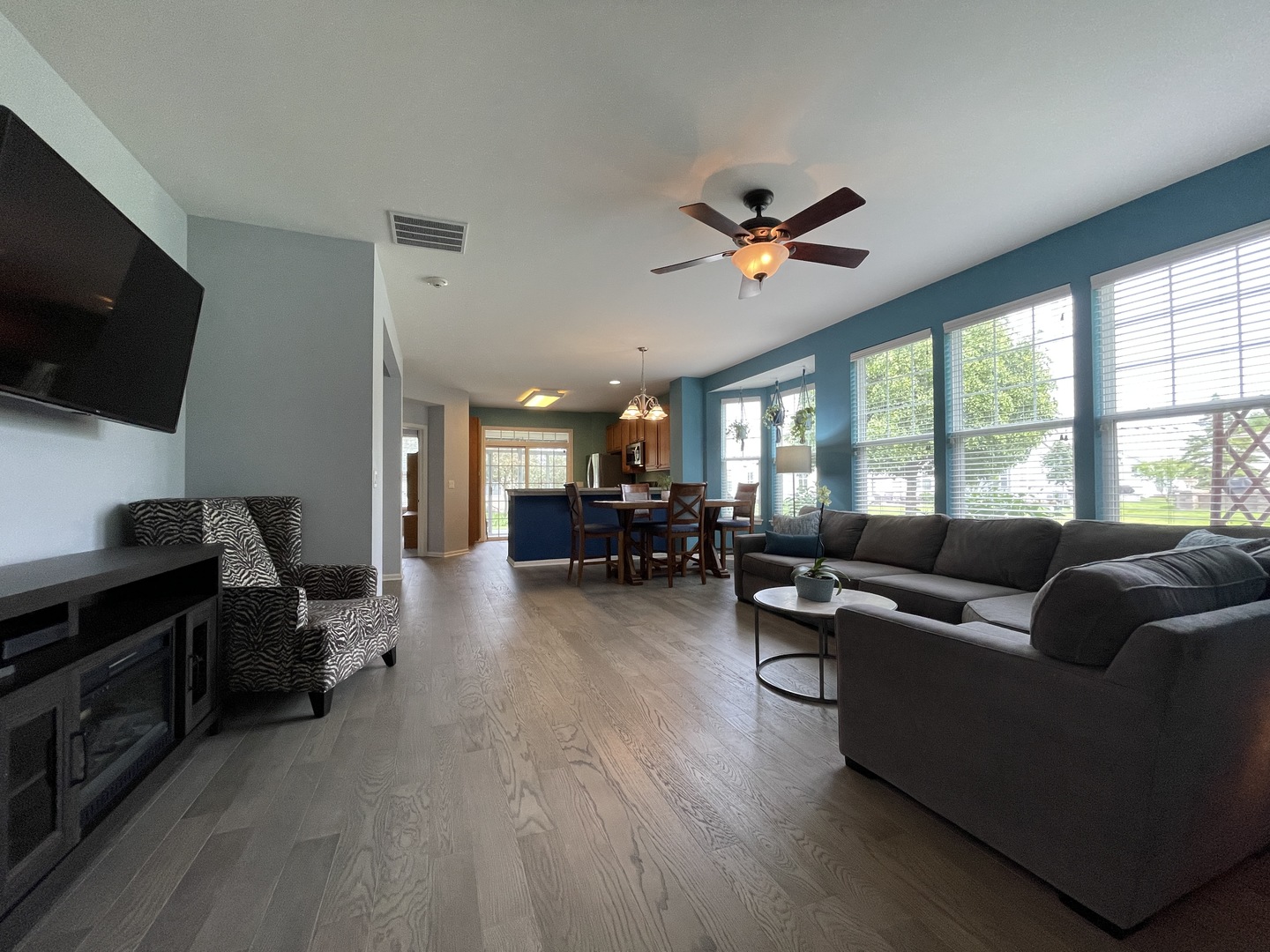 2815 NORMANDY Circle, Naperville, IL 60564