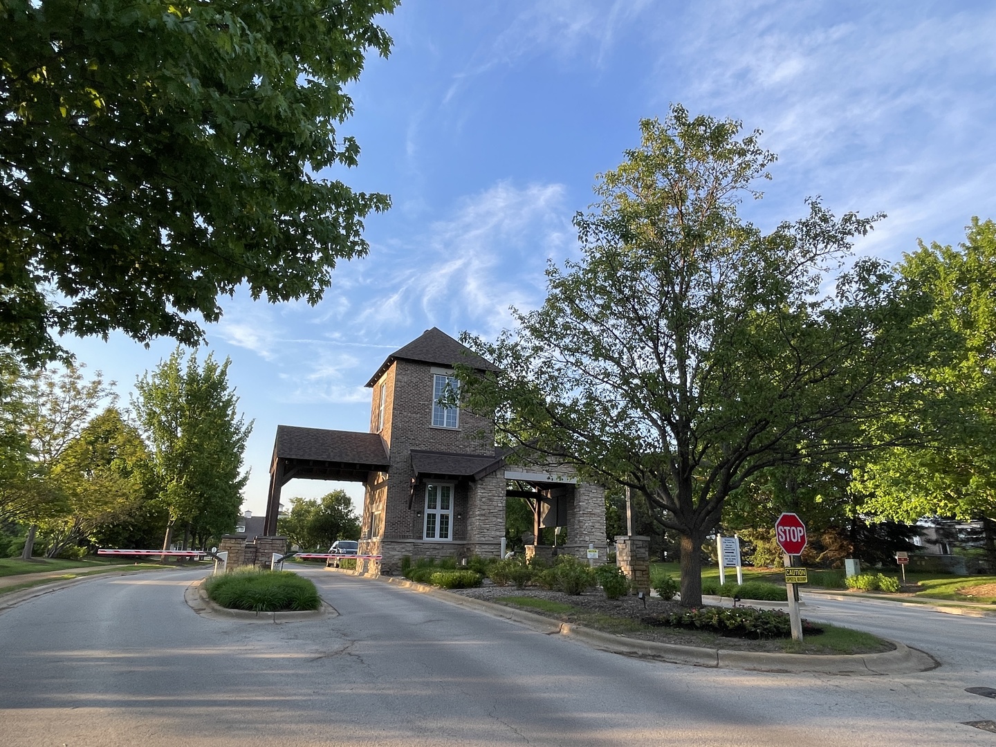 2815 NORMANDY Circle, Naperville, IL 60564