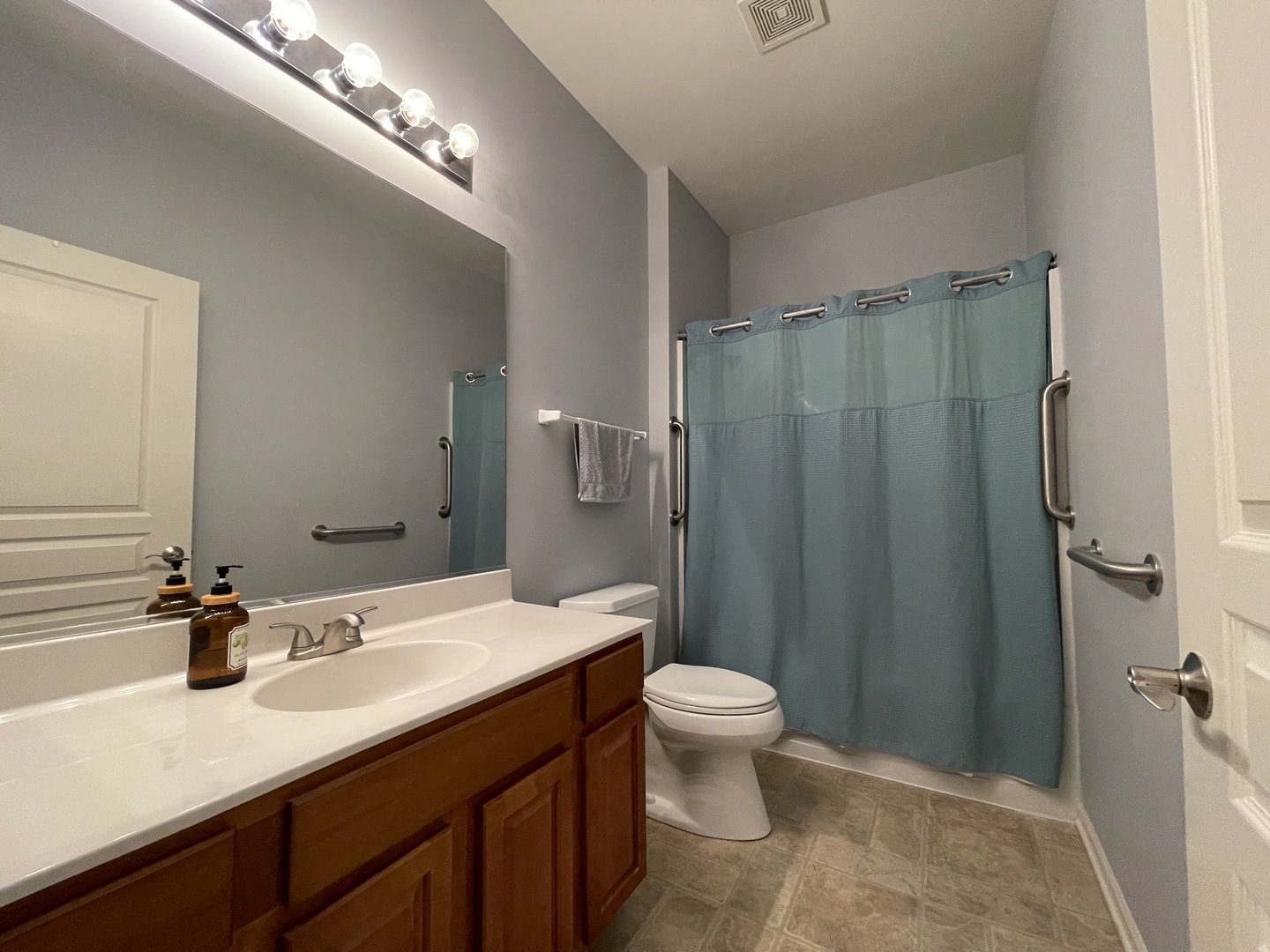 2815 NORMANDY Circle, Naperville, IL 60564