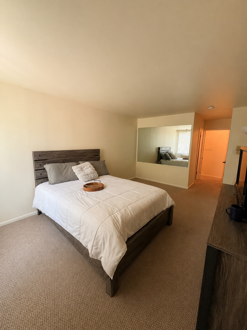 1117 Leavitt Avenue #108, Flossmoor, IL 60422