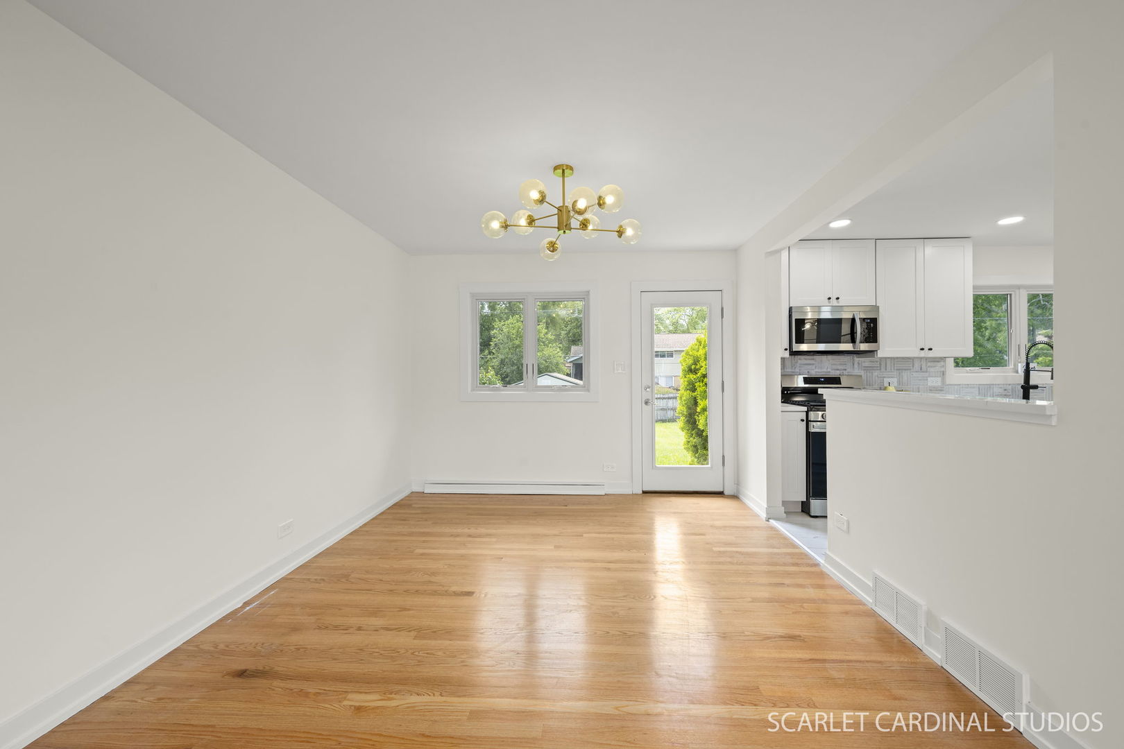 102 N Erie Street, Wheaton, IL 60187