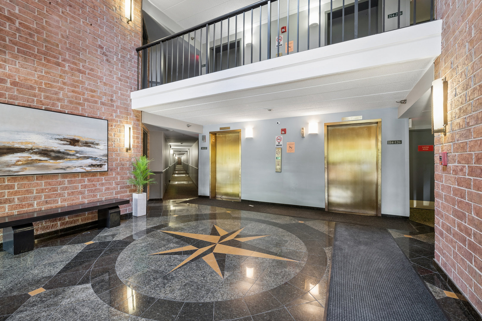 75 Kristin Circle #512, Schaumburg, IL 60195