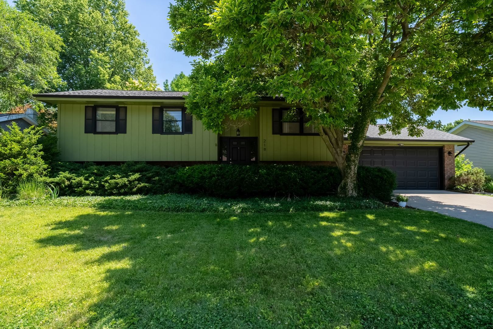 218 Cambridge Drive, Normal, IL 61761
