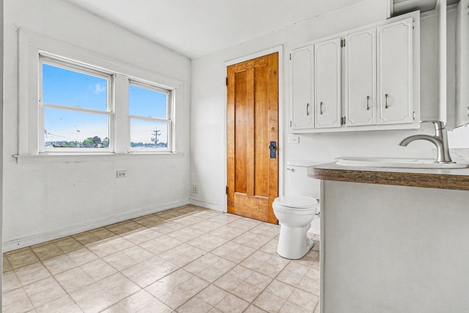 289 S Pick Avenue, Elmhurst, IL 60126