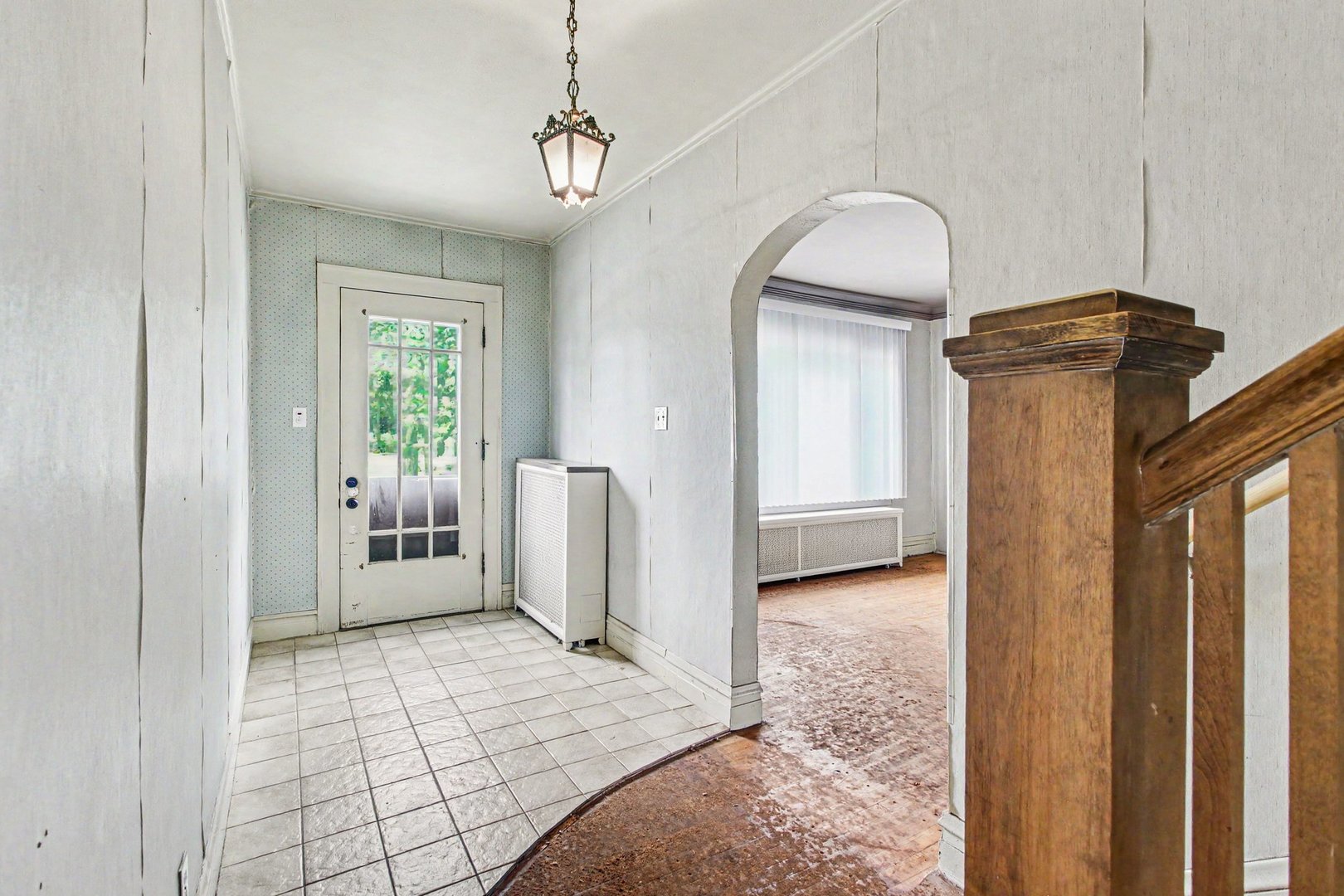 289 S Pick Avenue, Elmhurst, IL 60126