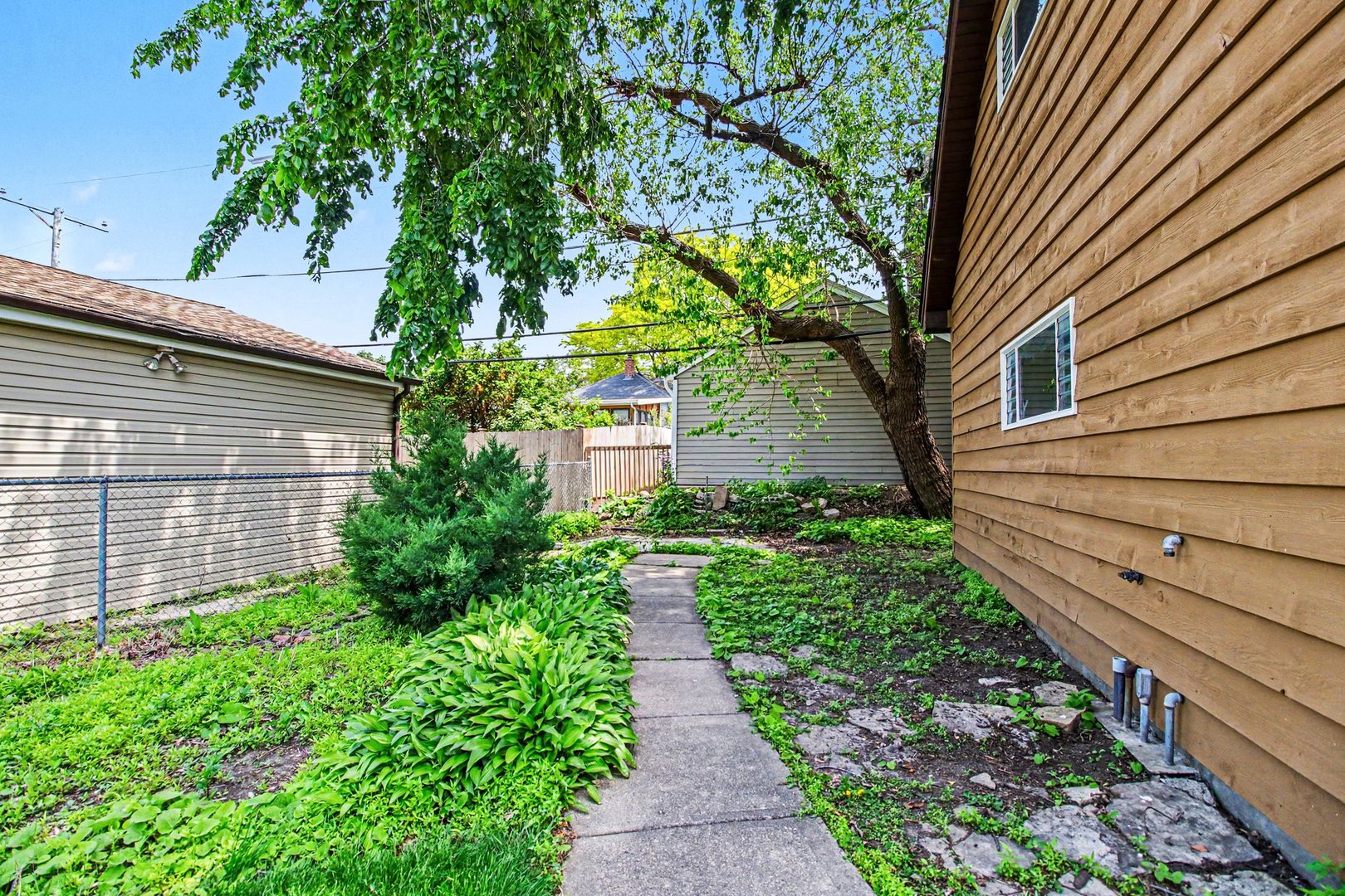 289 S Pick Avenue, Elmhurst, IL 60126