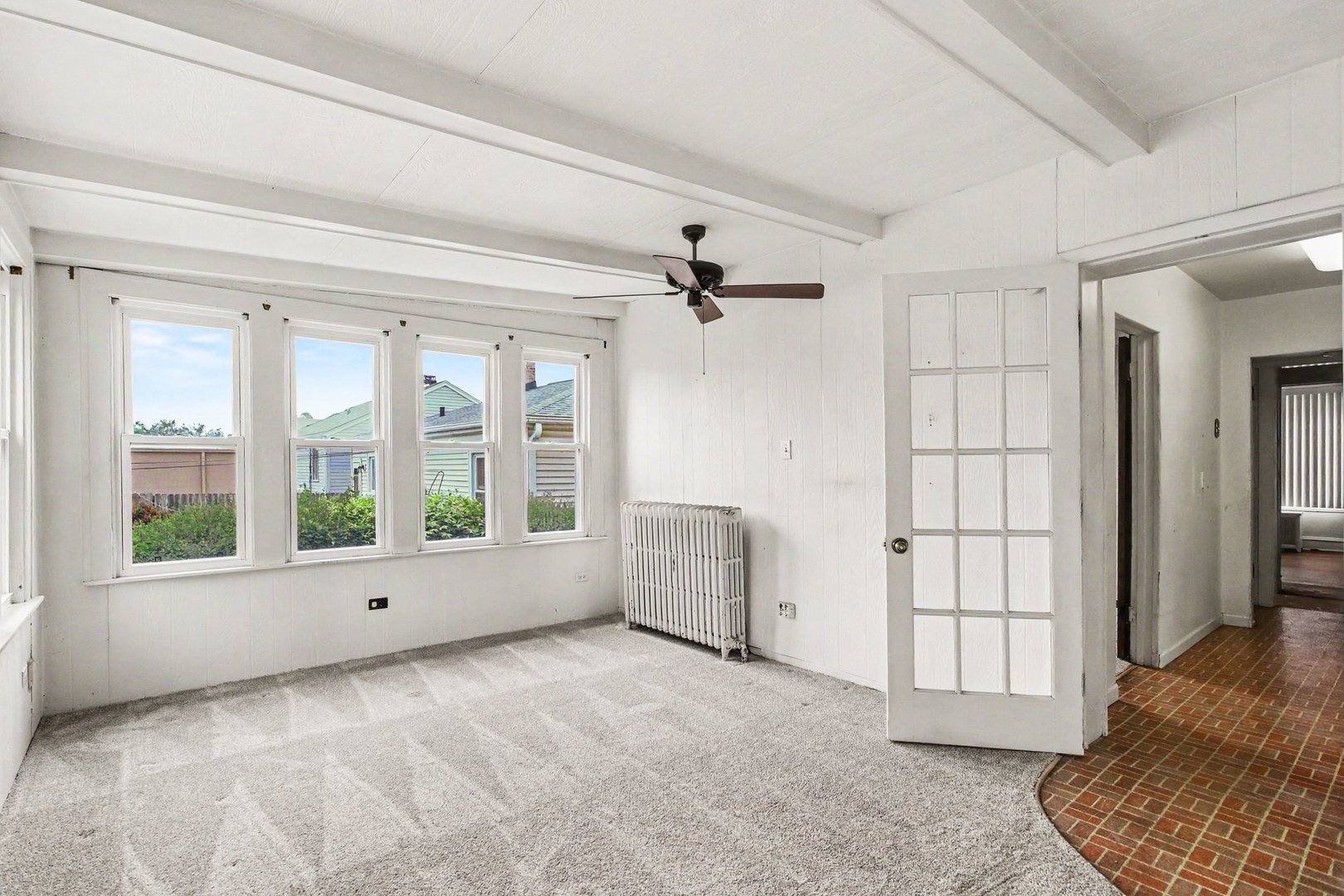 289 S Pick Avenue, Elmhurst, IL 60126